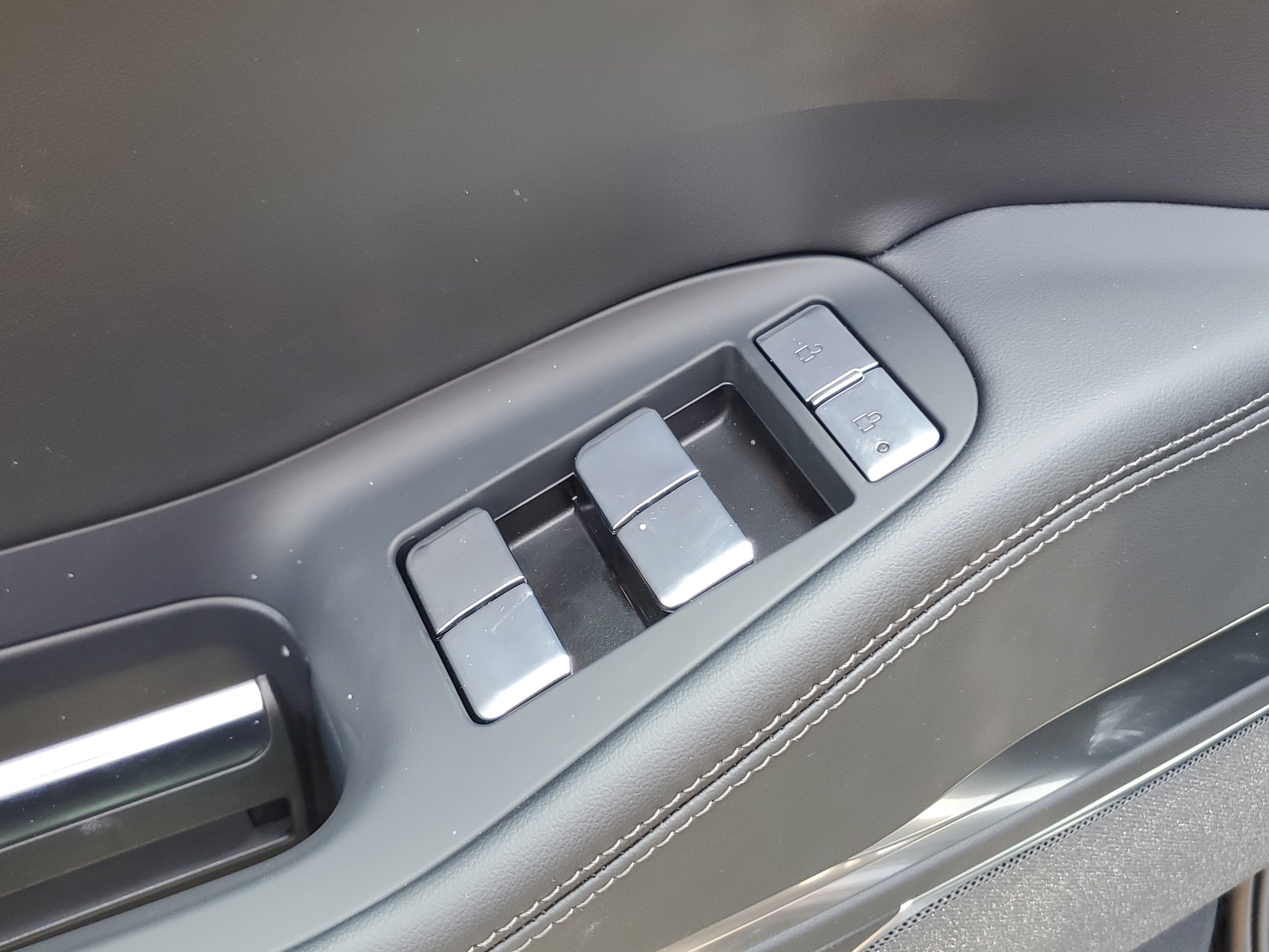 2027 Lincoln Navigator L Reserve