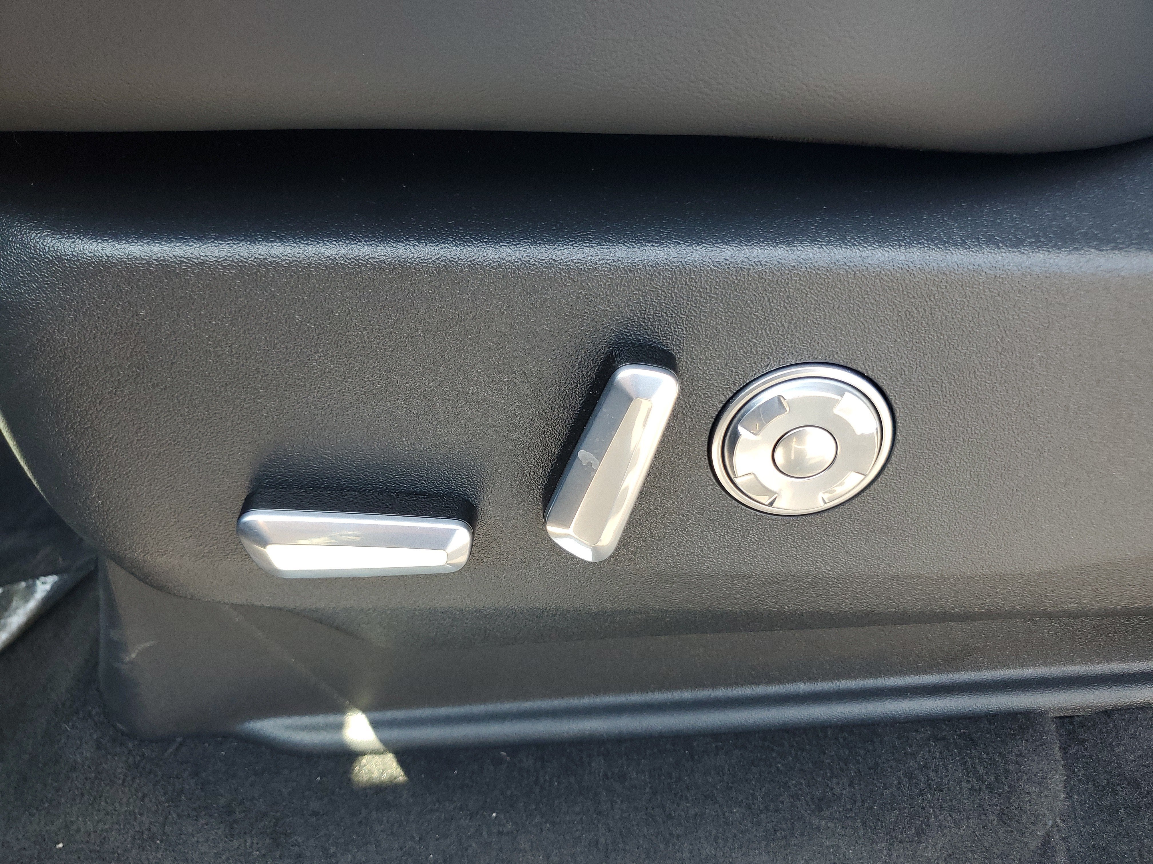 2027 Lincoln Navigator L Reserve