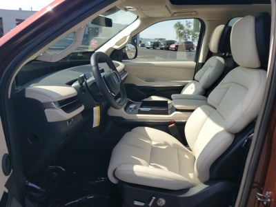 2027 Lincoln Navigator L Reserve