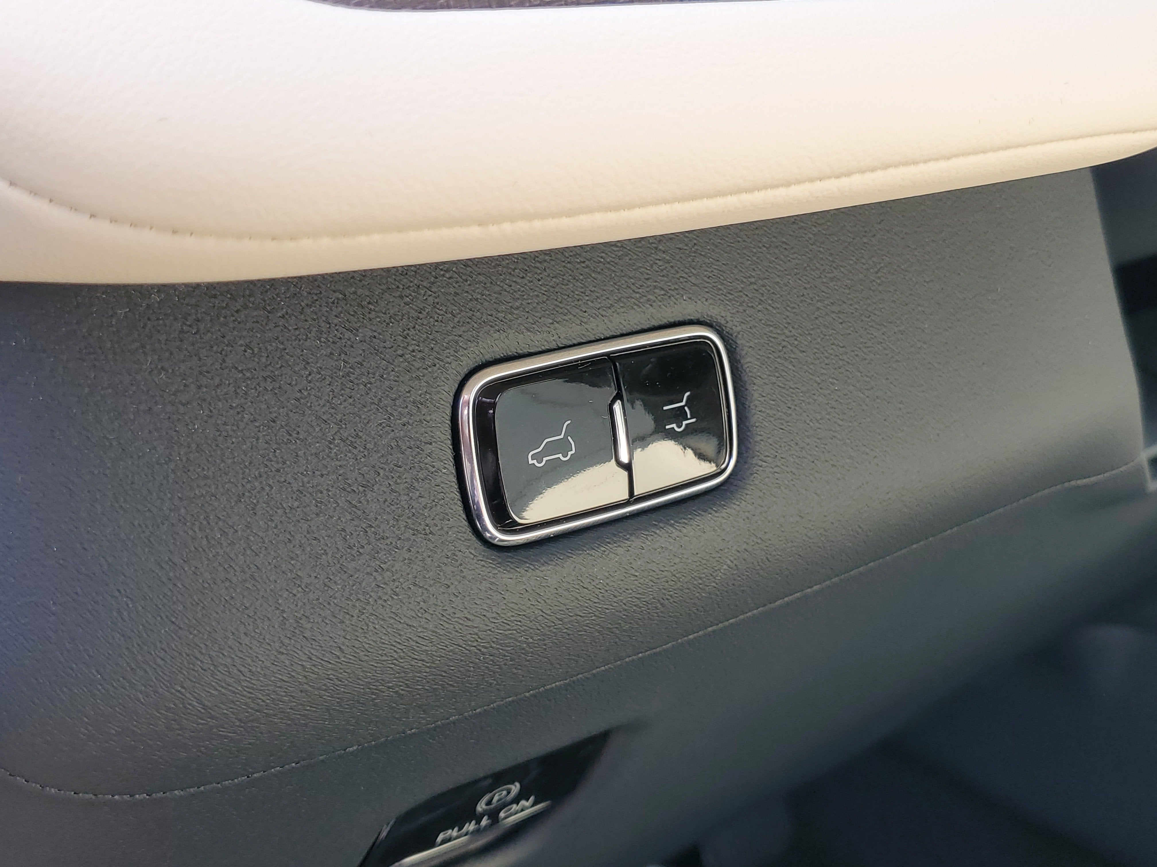 2027 Lincoln Navigator L Reserve