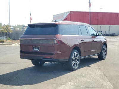 2027 Lincoln Navigator L Reserve