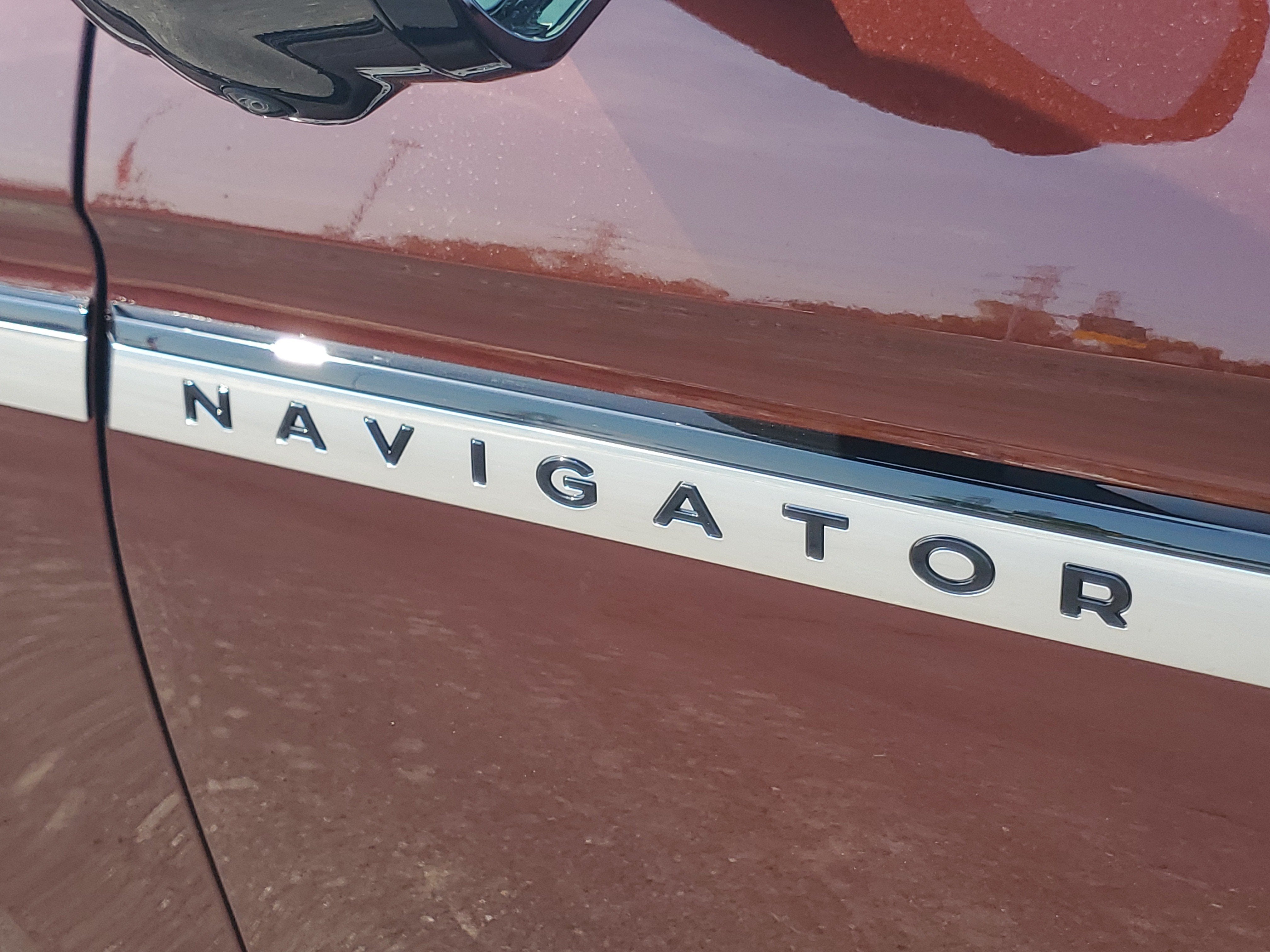 2027 Lincoln Navigator L Reserve