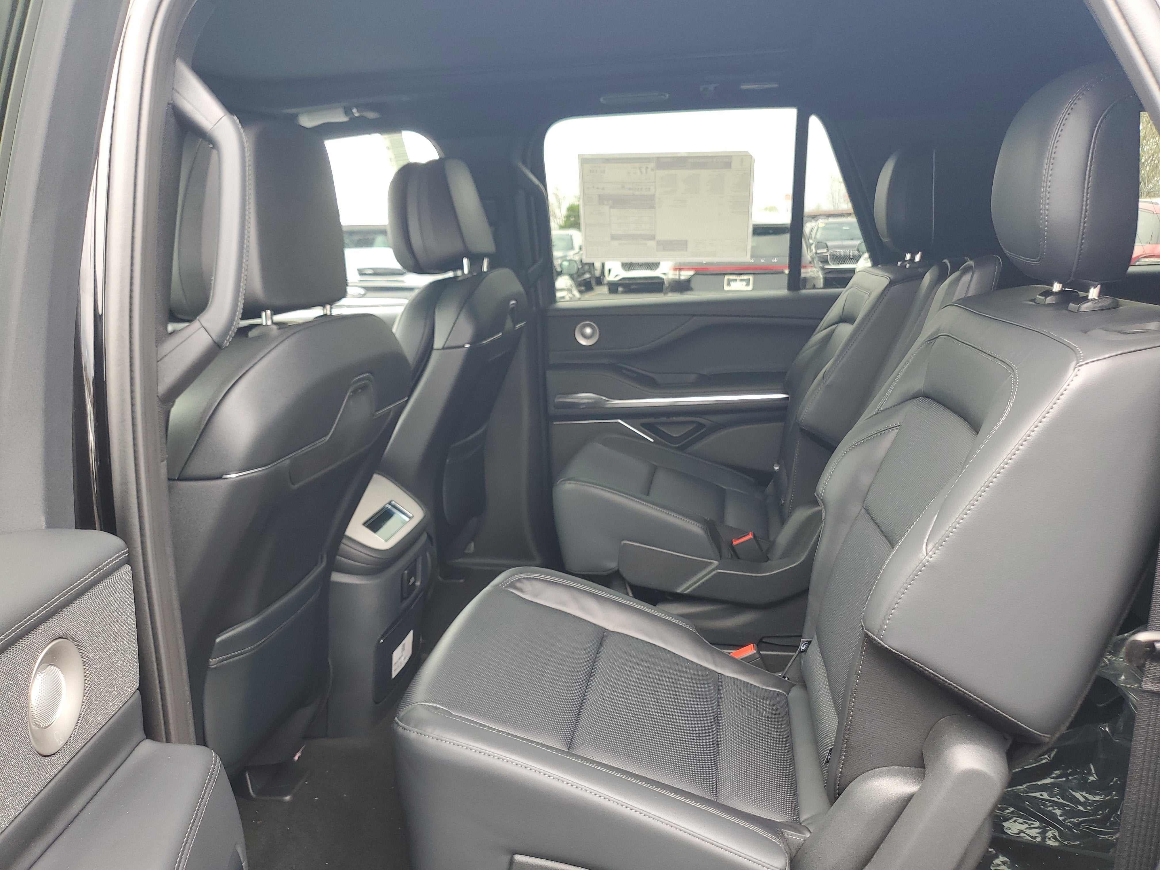 2026 Lincoln Navigator L Reserve