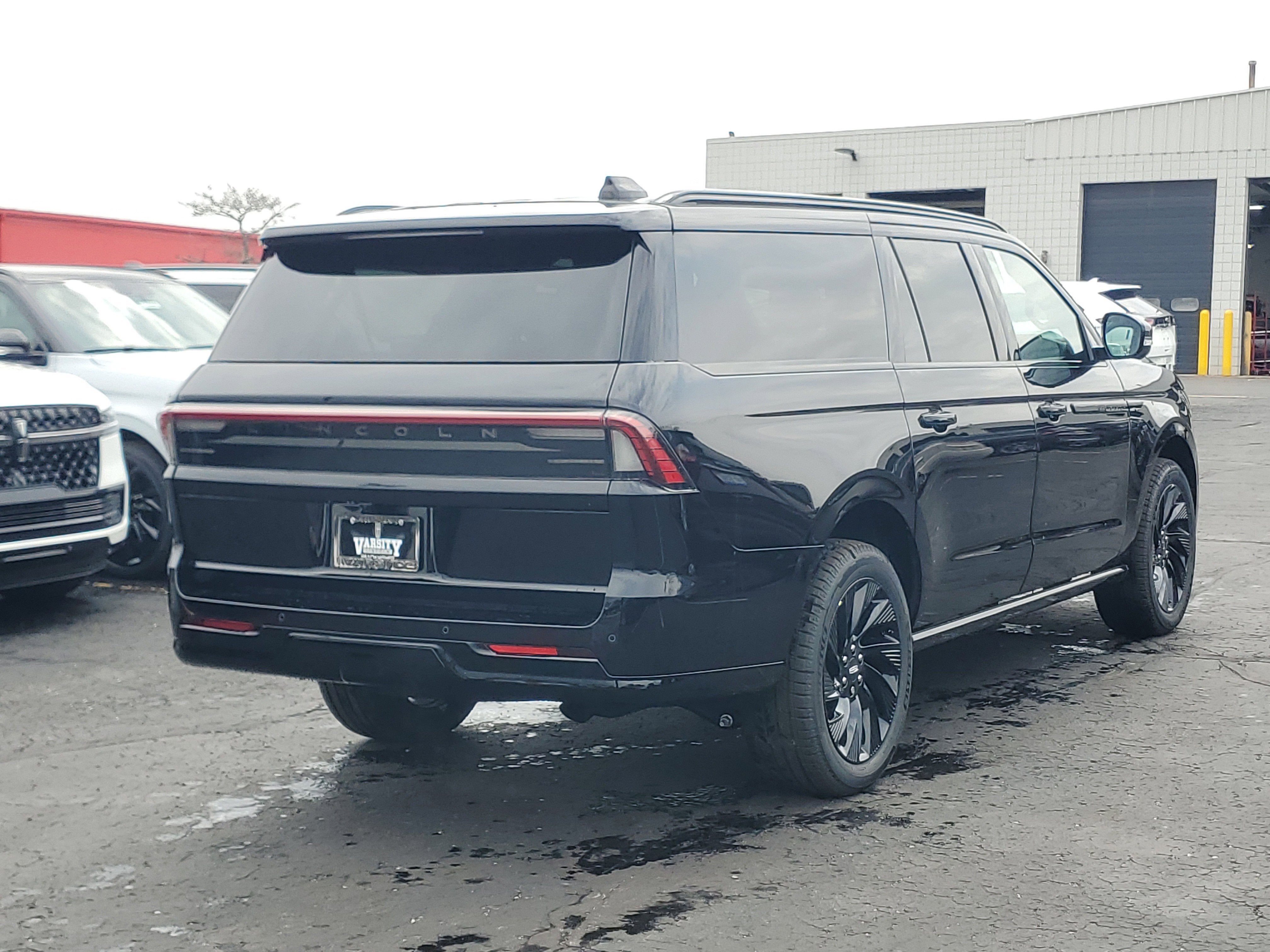 2026 Lincoln Navigator L Reserve