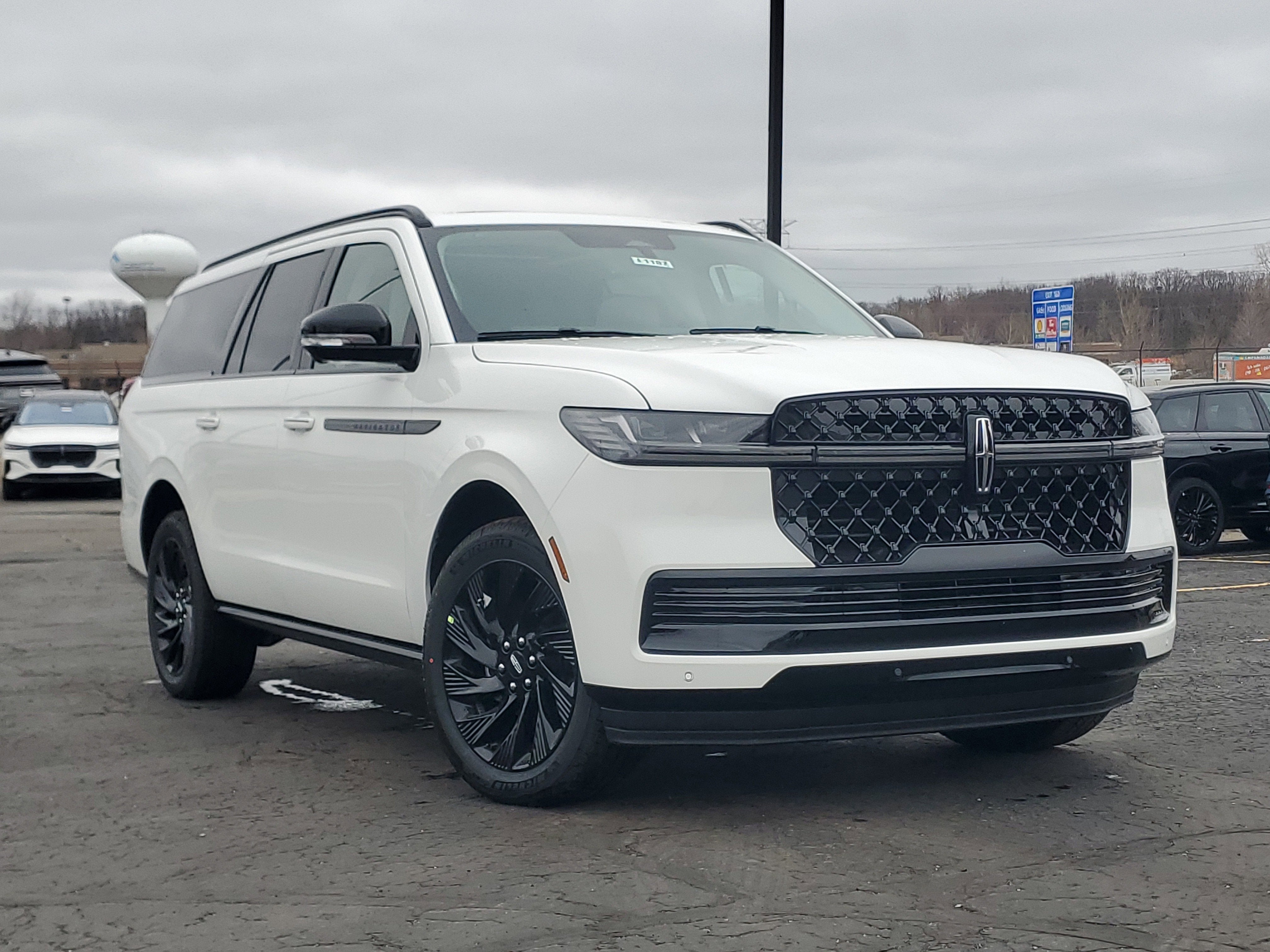 2026 Lincoln Navigator L Reserve