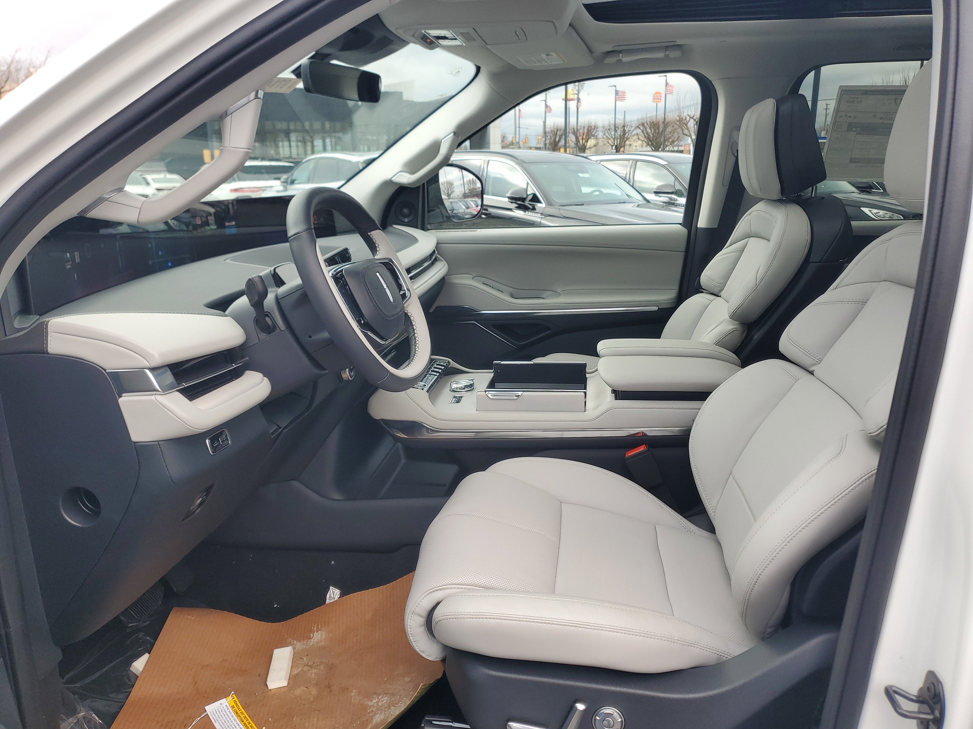 2026 Lincoln Navigator L Reserve