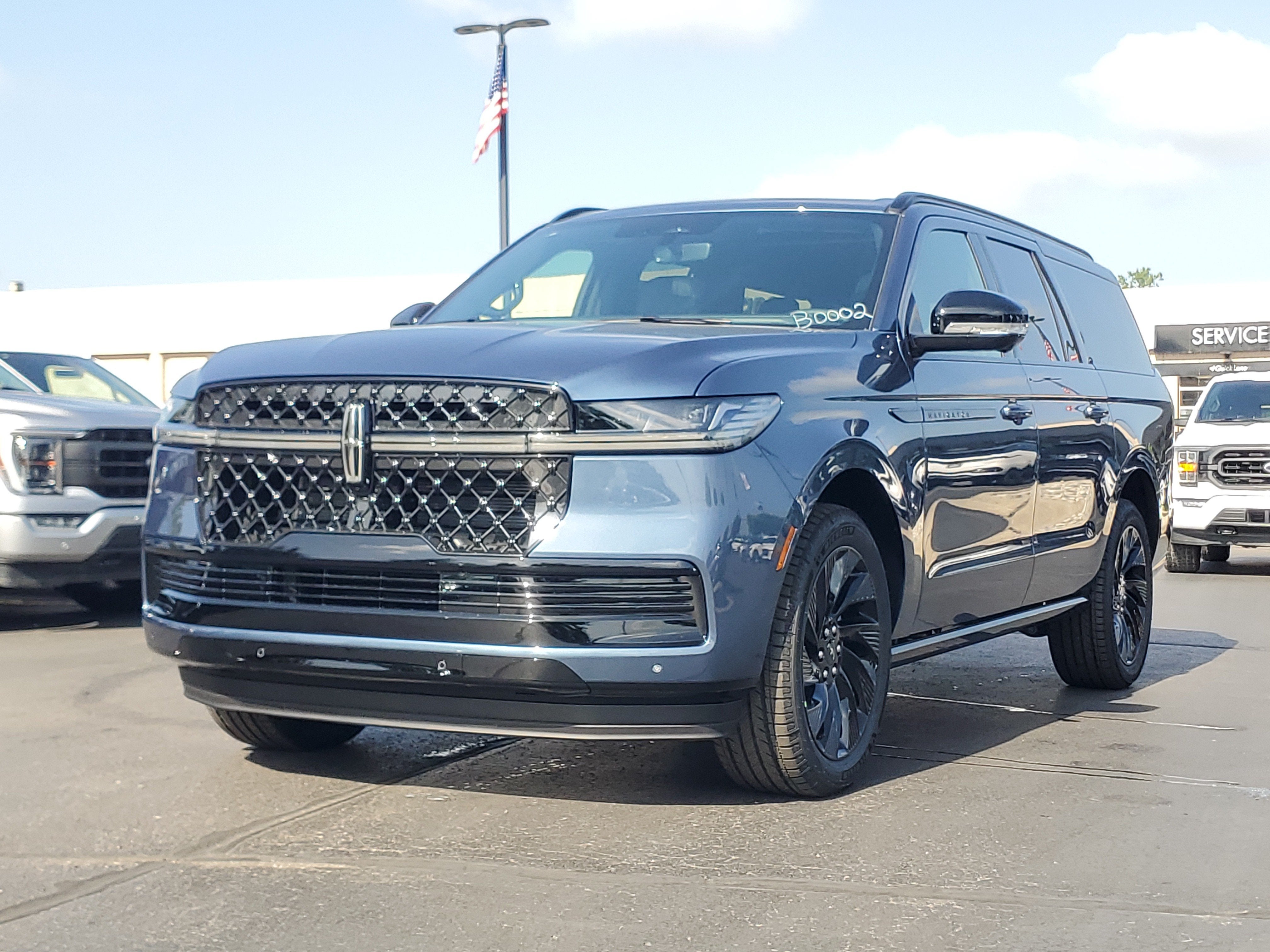 2027 Lincoln Navigator L Reserve