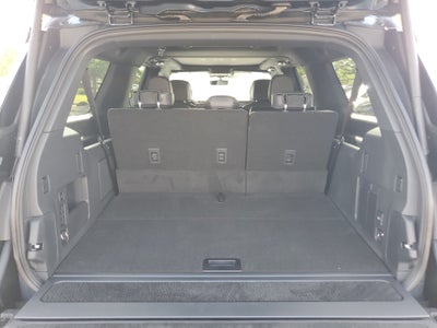 2027 Lincoln Navigator L Reserve