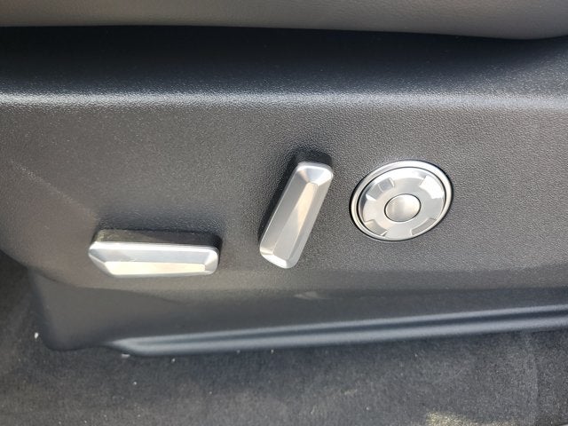 2027 Lincoln Navigator L Reserve