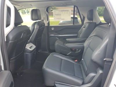 2027 Lincoln Navigator L Reserve