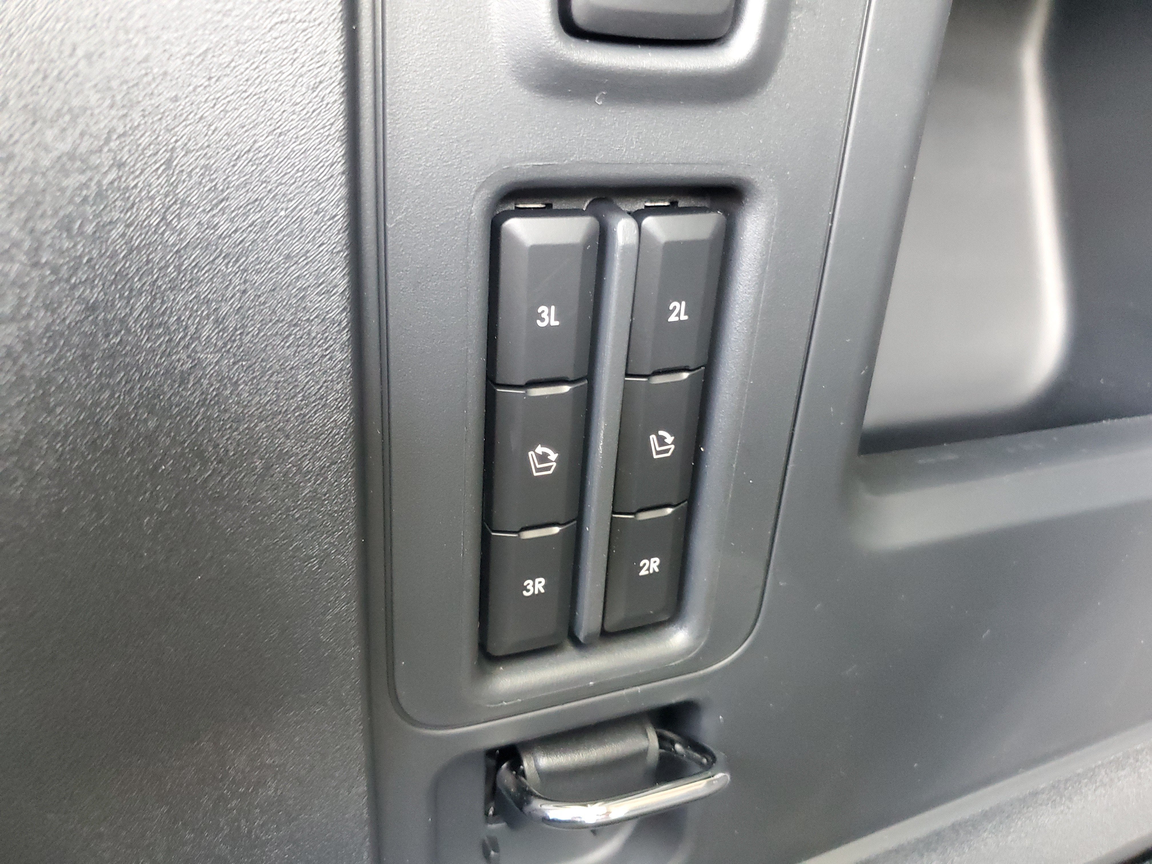 2027 Lincoln Navigator L Reserve