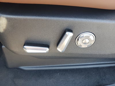 2027 Lincoln Navigator L Reserve
