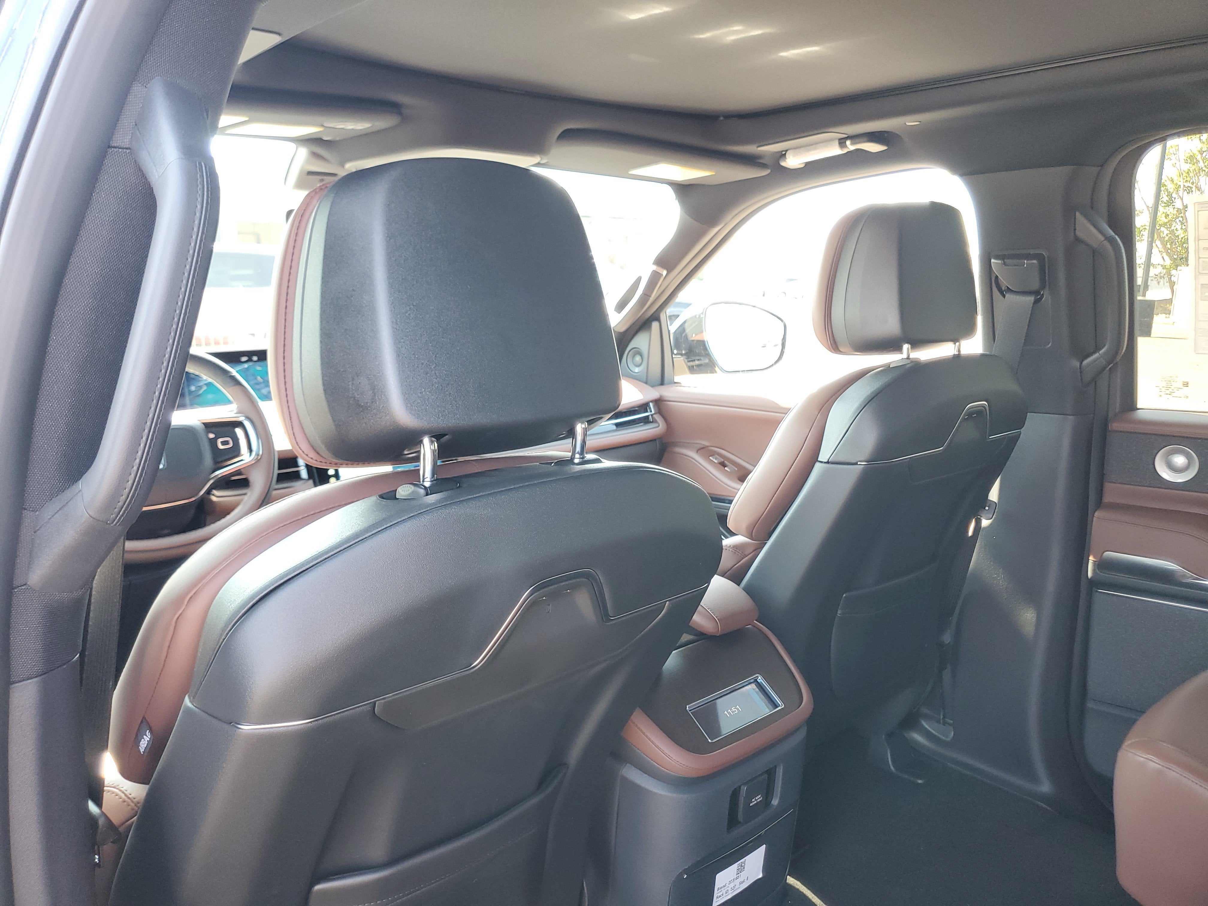 2027 Lincoln Navigator L Reserve