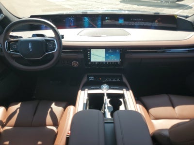 2027 Lincoln Navigator L Reserve