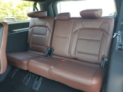 2027 Lincoln Navigator L Reserve