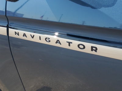 2027 Lincoln Navigator L Reserve
