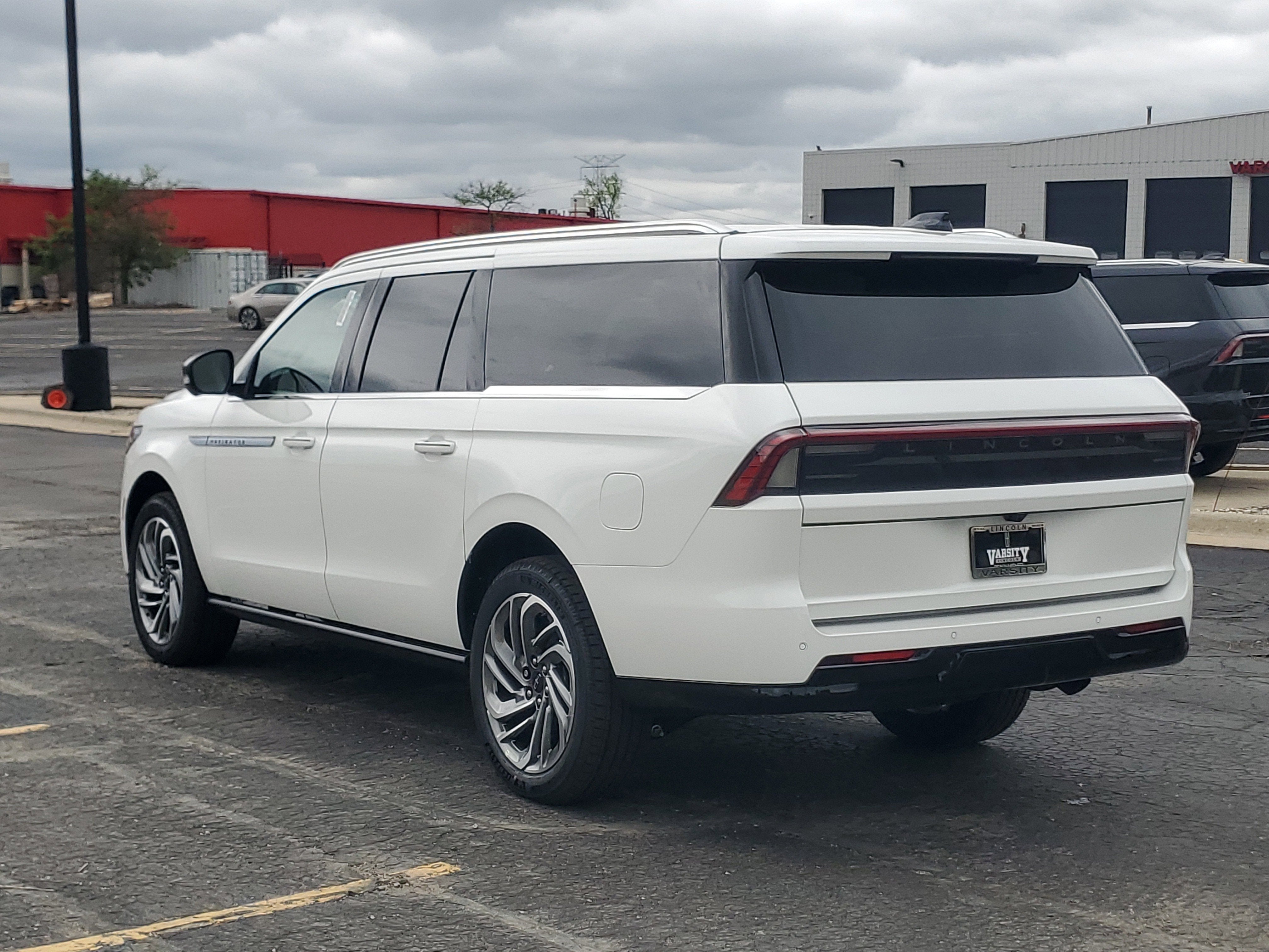 2026 Lincoln Navigator L Reserve