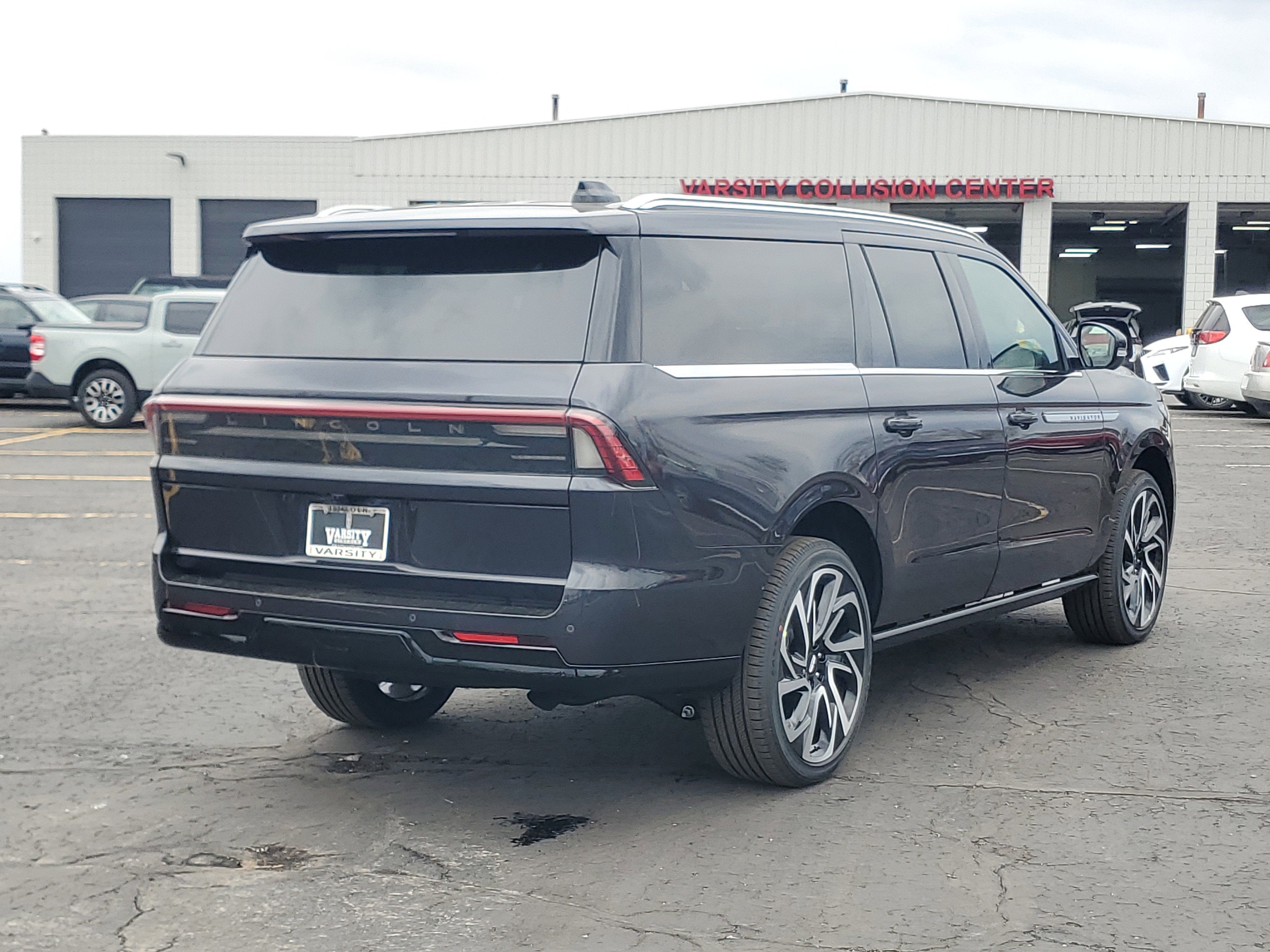 2026 Lincoln Navigator L Reserve