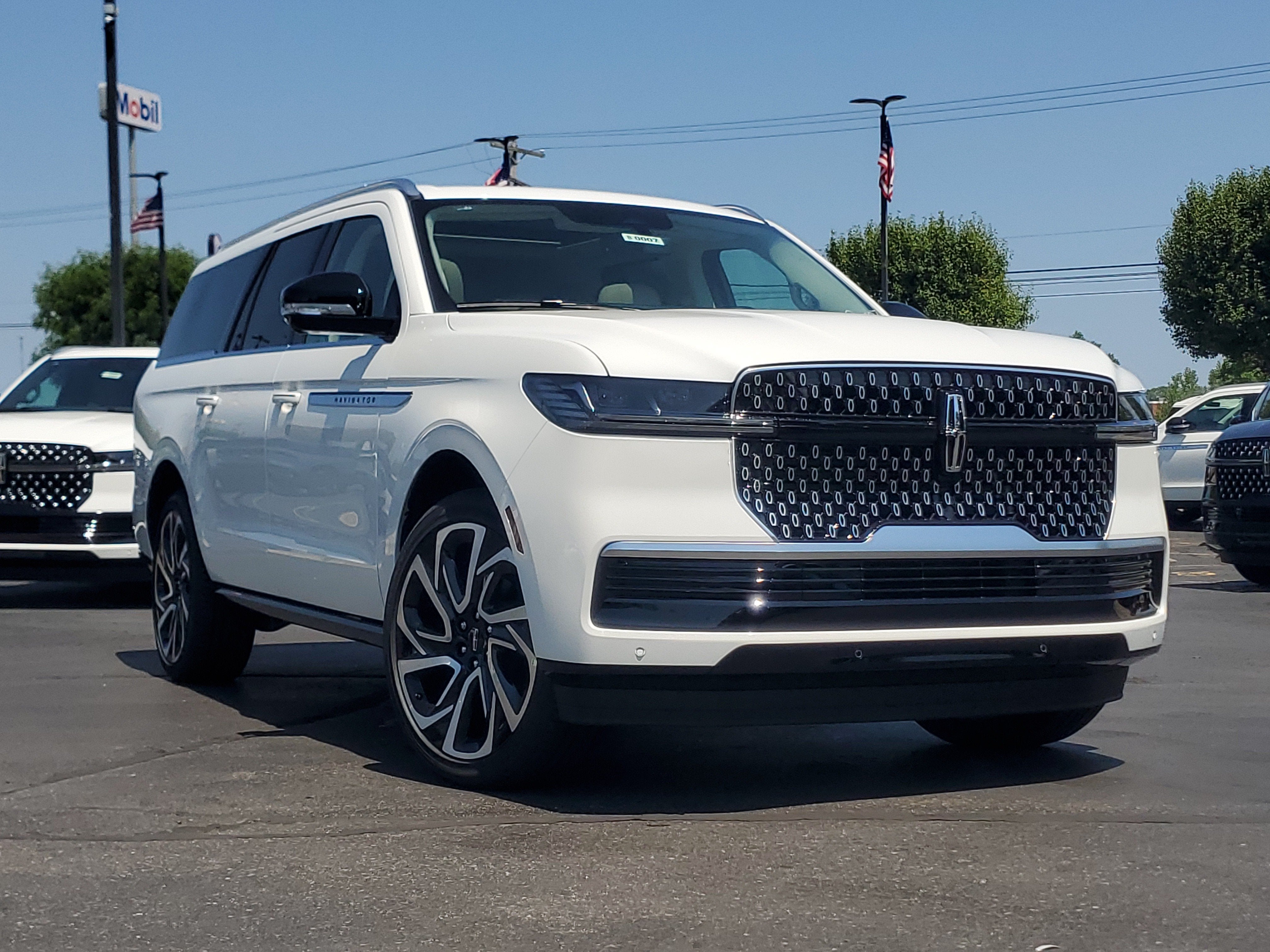 2027 Lincoln Navigator L Reserve