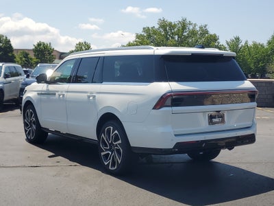 2027 Lincoln Navigator L Reserve
