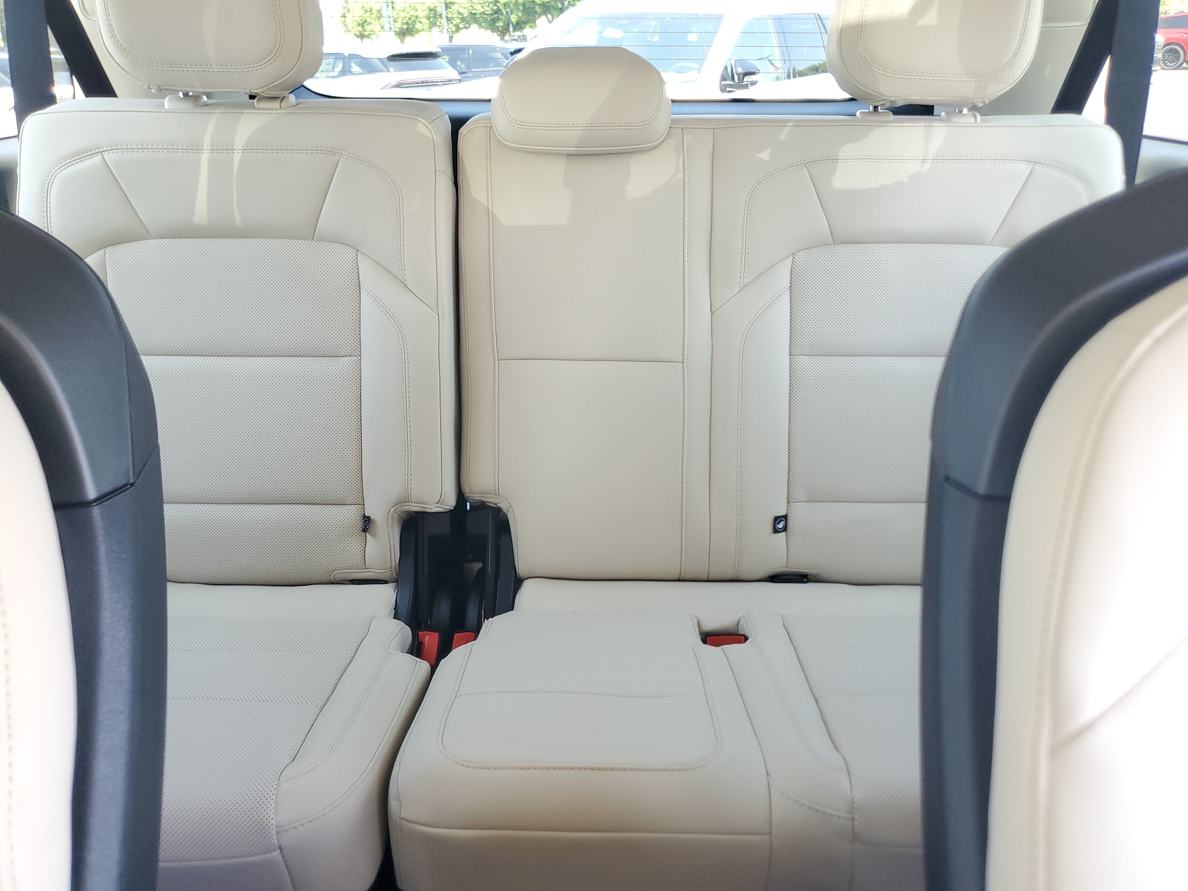 2027 Lincoln Navigator L Reserve