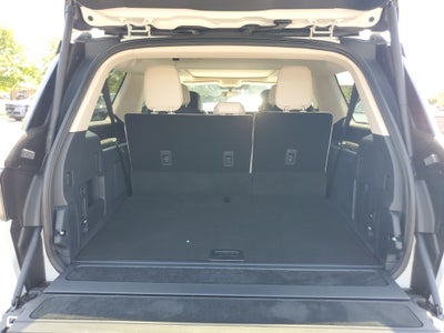 2027 Lincoln Navigator L Reserve