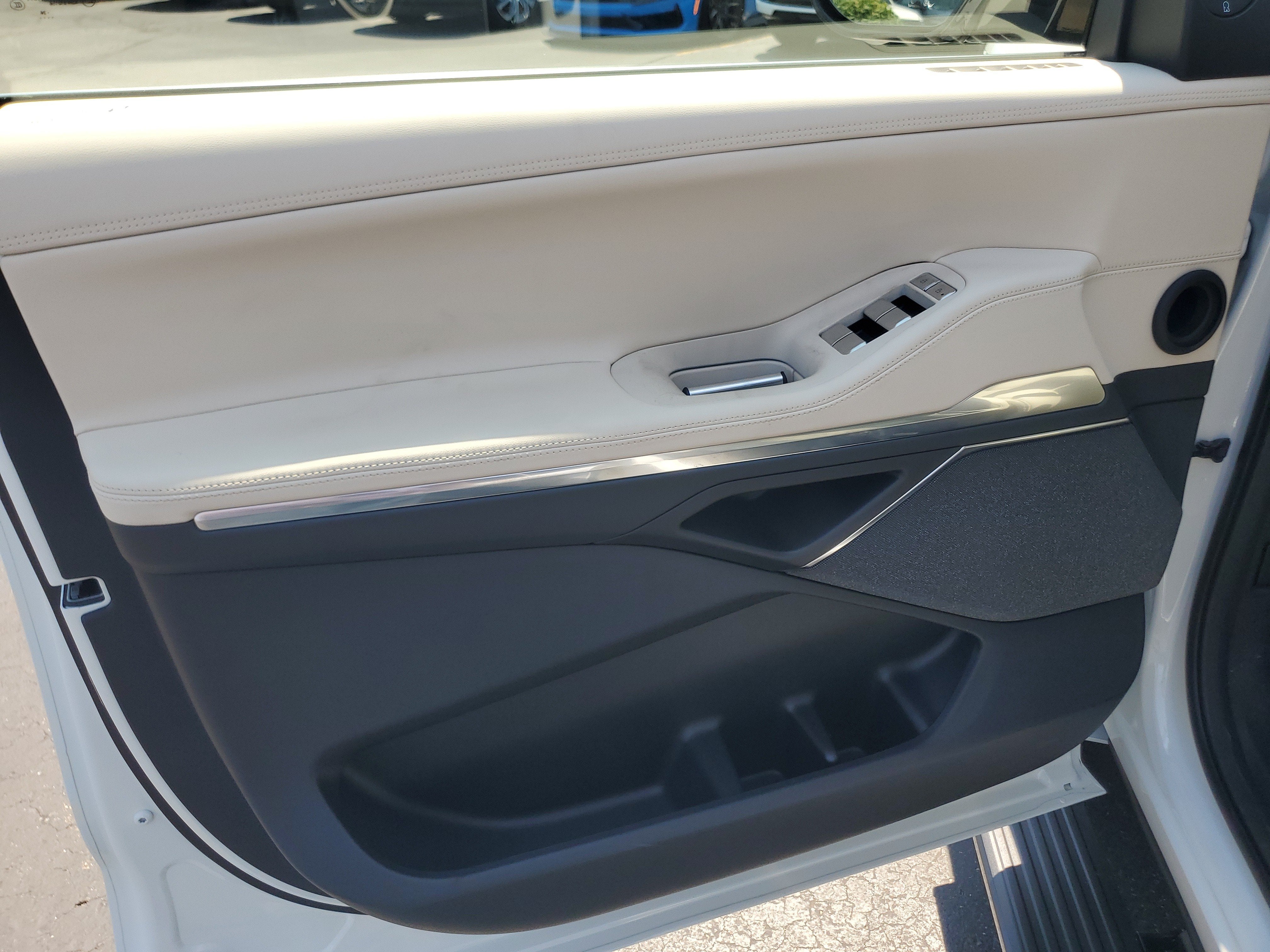 2027 Lincoln Navigator L Reserve