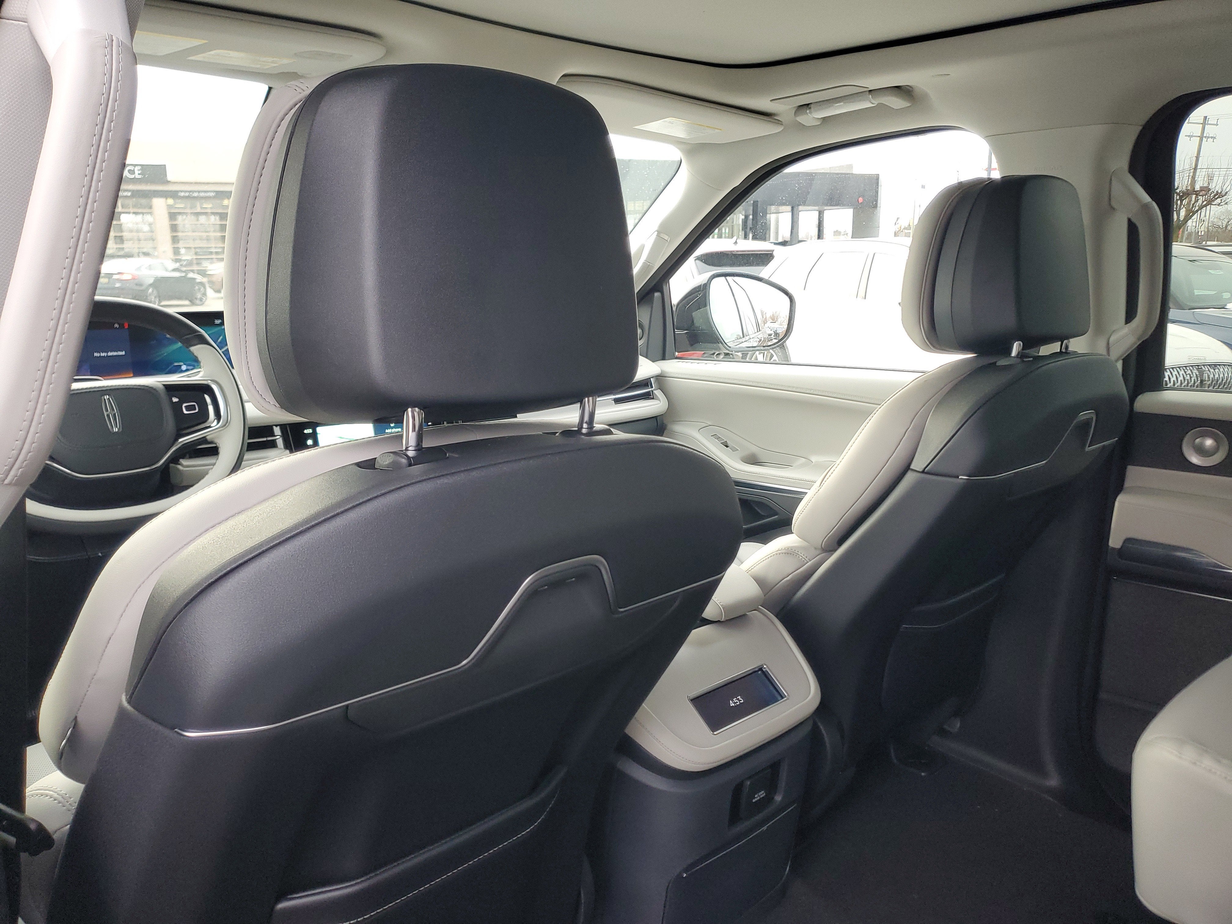 2026 Lincoln Navigator L Reserve