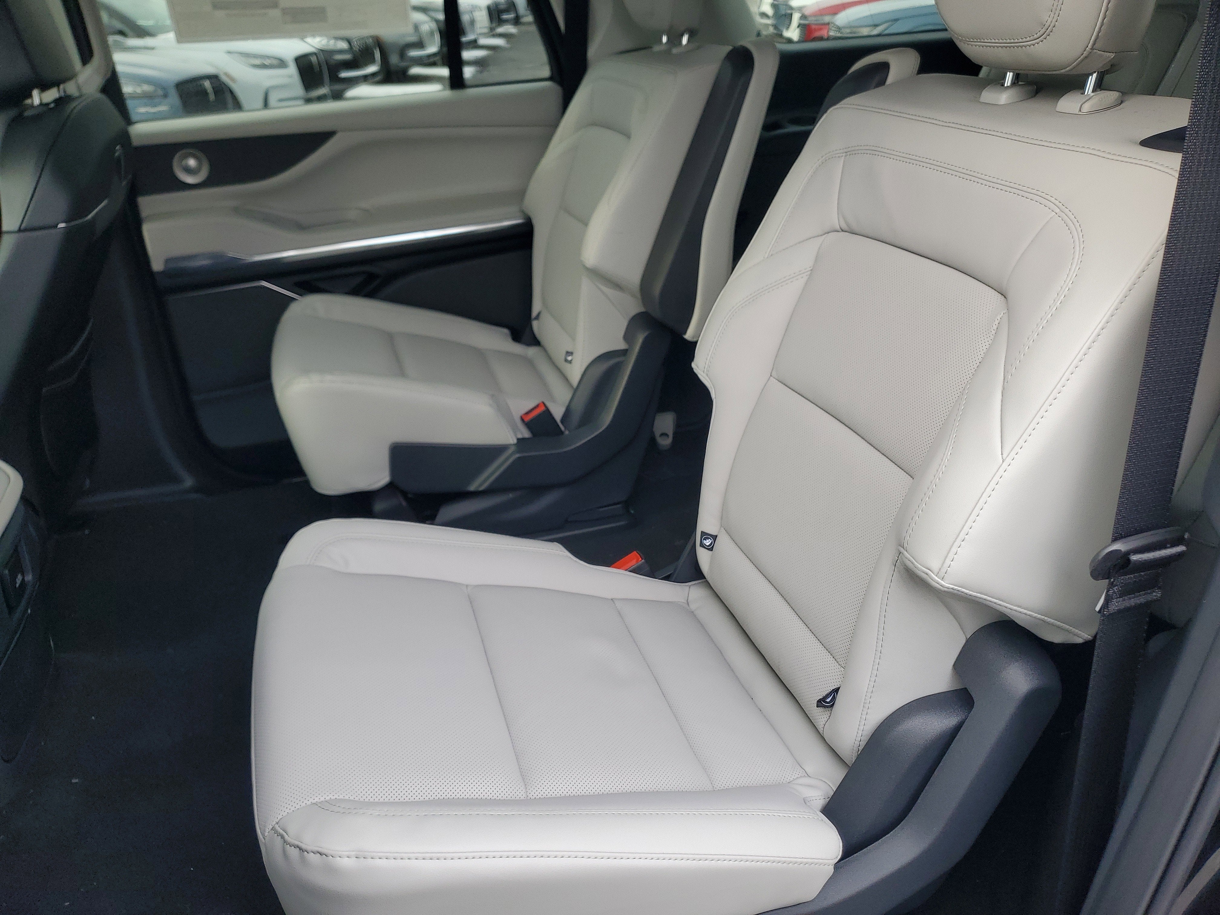 2026 Lincoln Navigator L Reserve