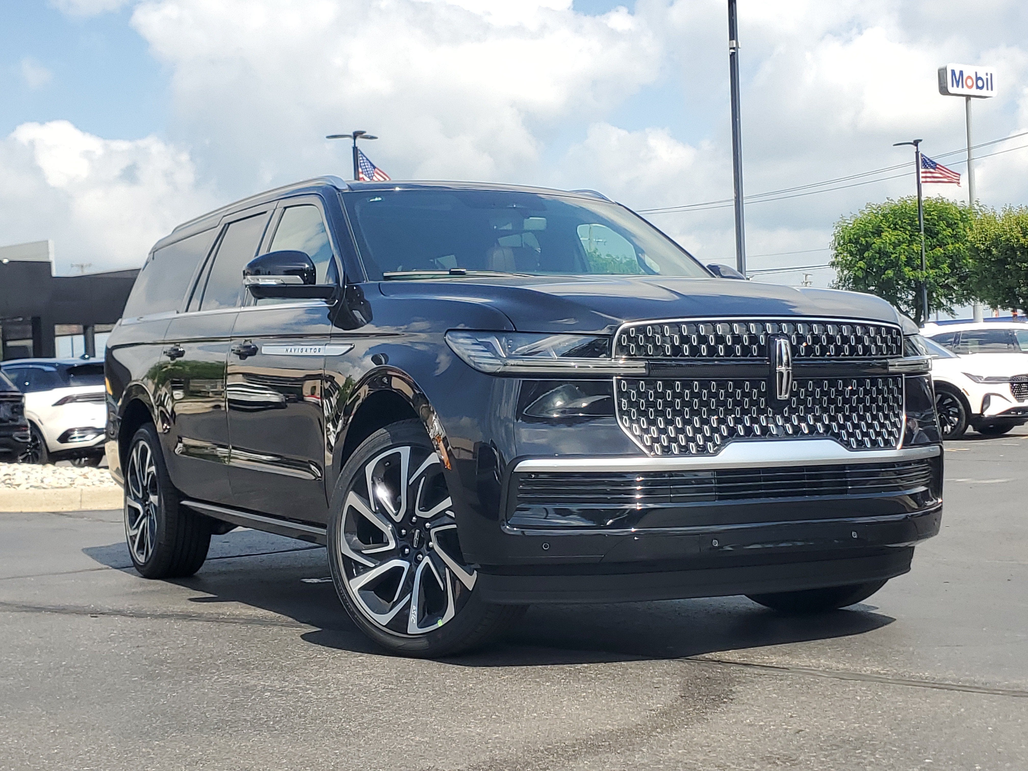 2027 Lincoln Navigator L Reserve