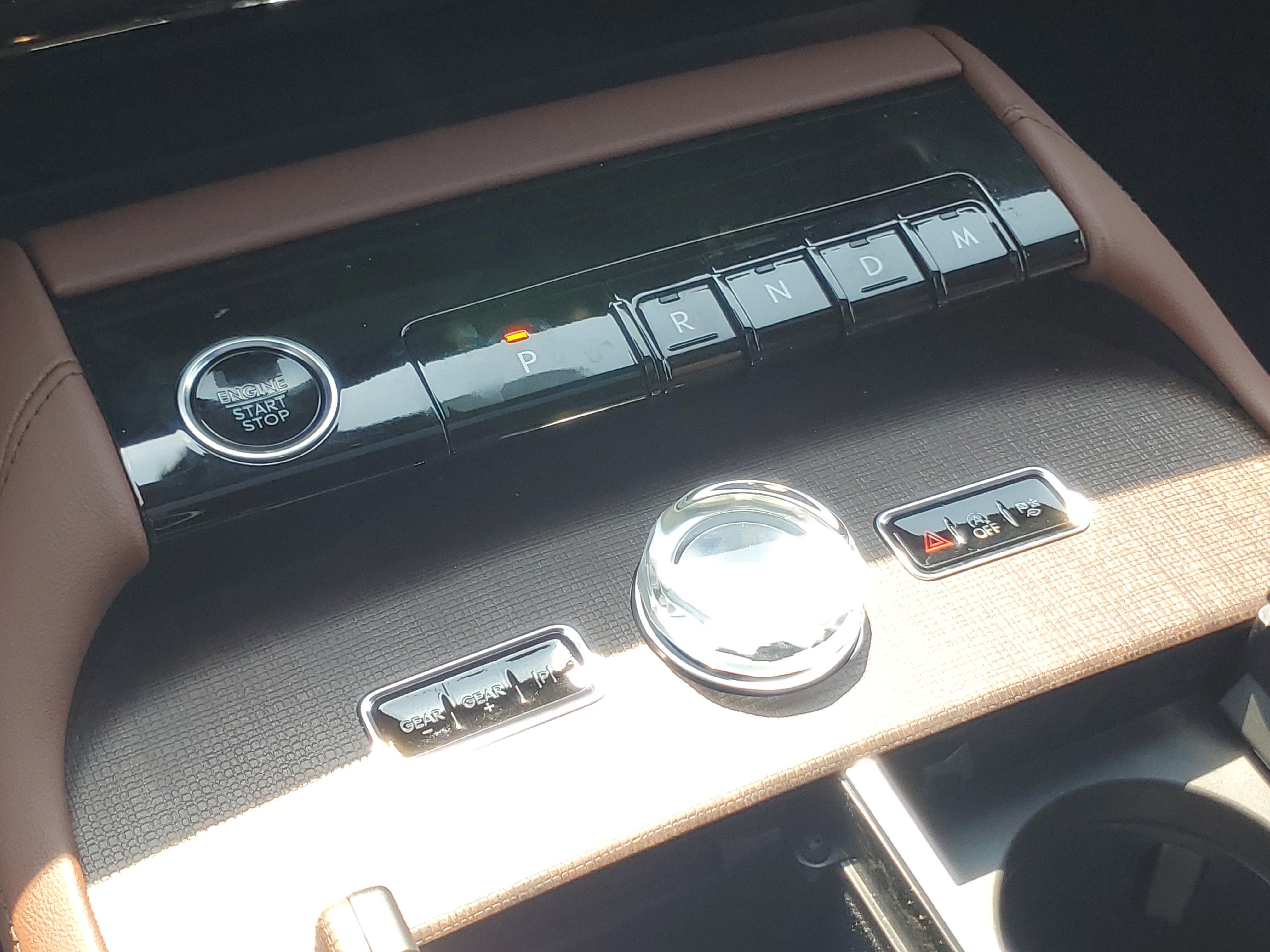 2027 Lincoln Navigator L Reserve