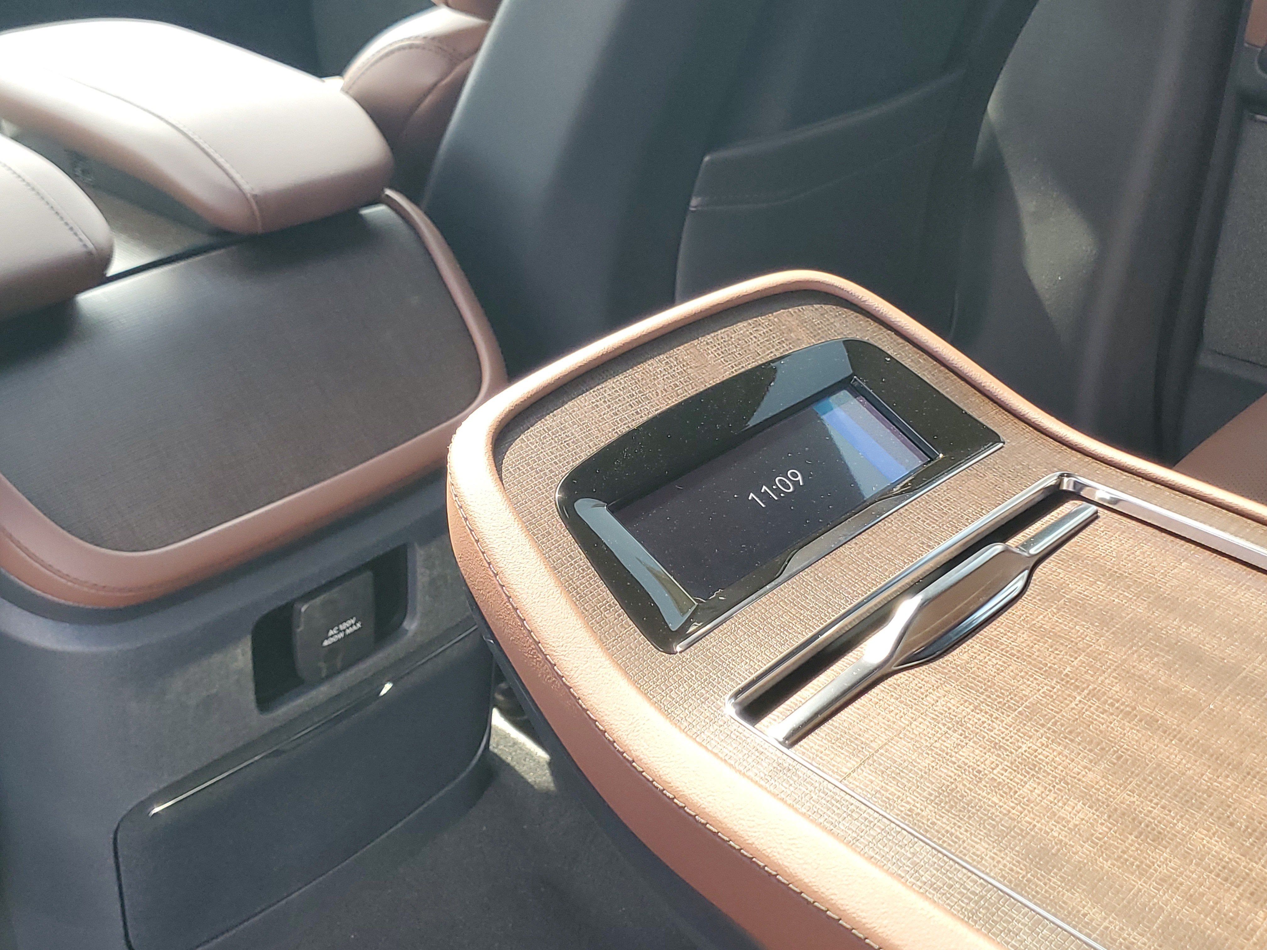 2027 Lincoln Navigator L Reserve