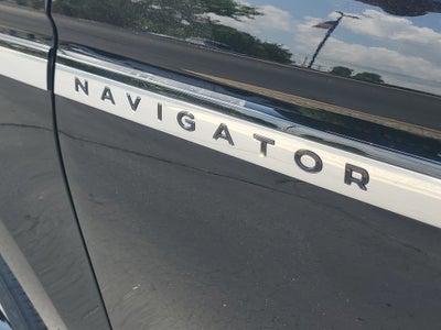 2027 Lincoln Navigator L Reserve