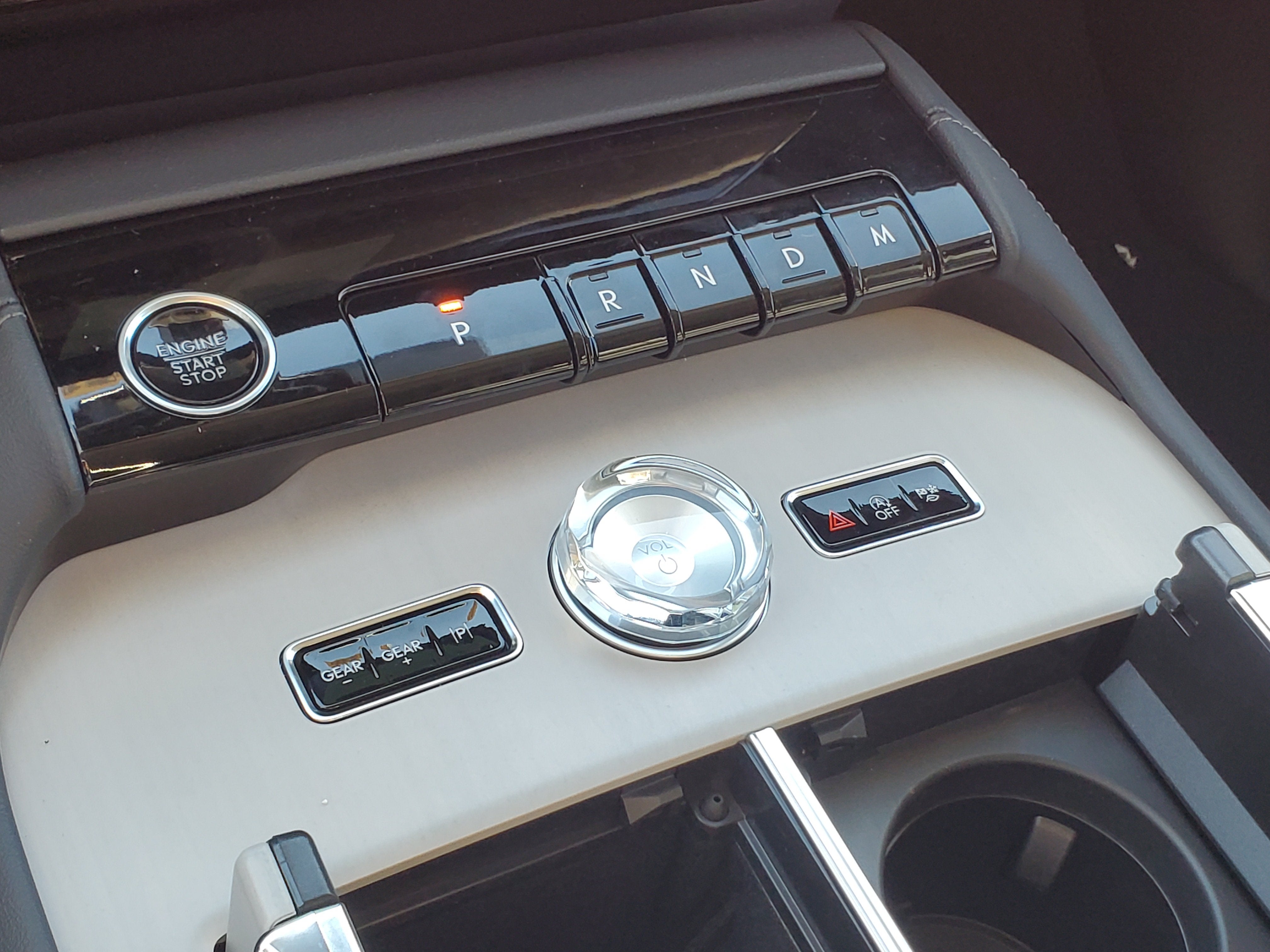 2027 Lincoln Navigator L Reserve