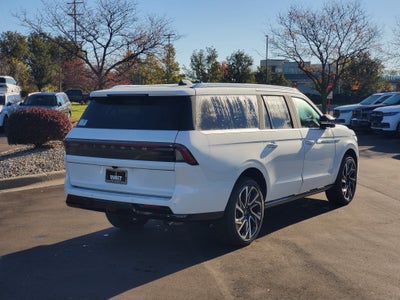 2027 Lincoln Navigator L Reserve