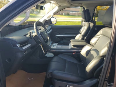 2027 Lincoln Navigator L Reserve