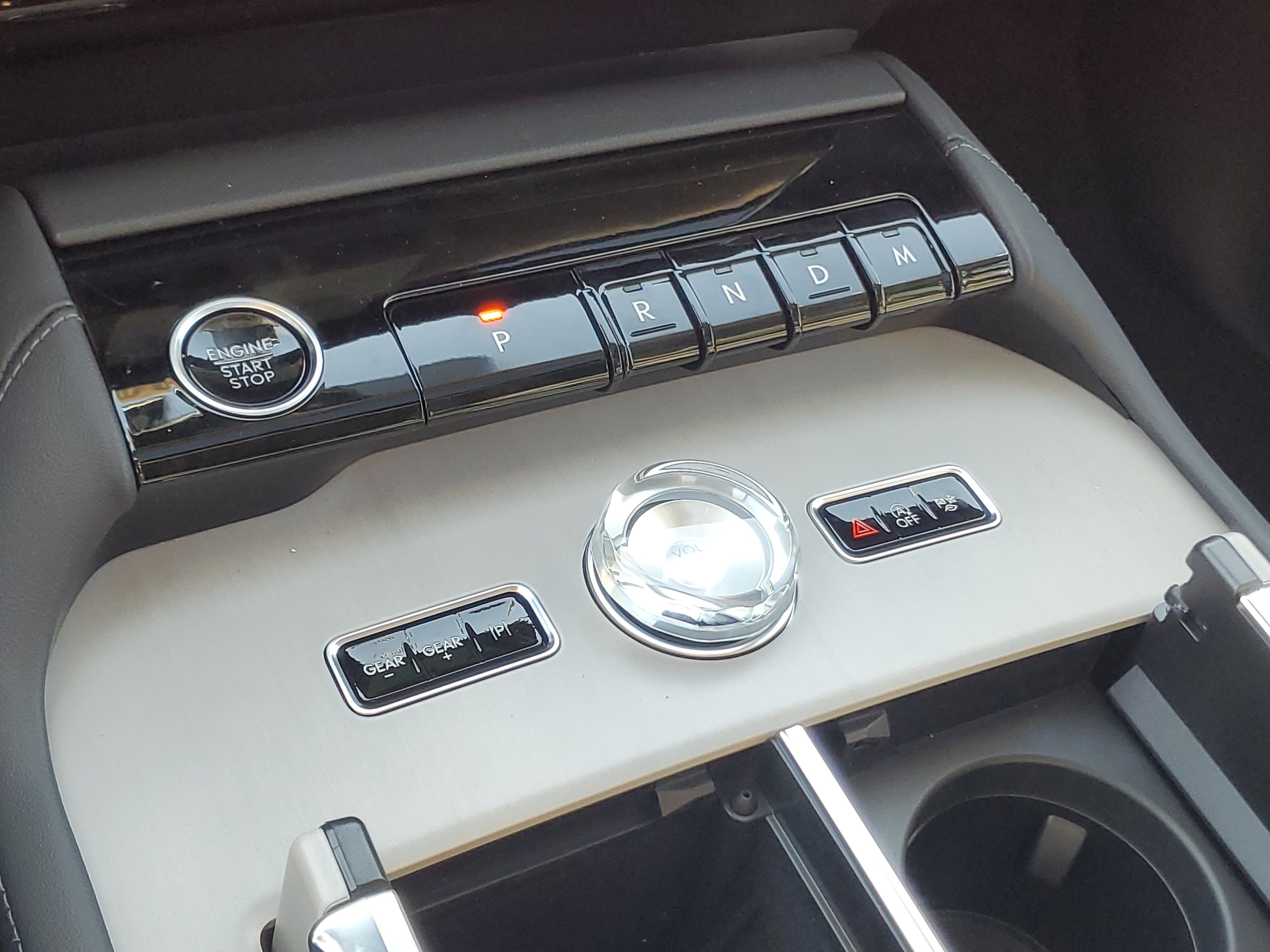 2027 Lincoln Navigator L Reserve