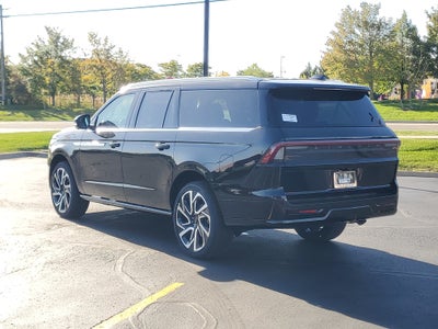 2027 Lincoln Navigator L Reserve