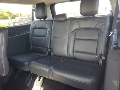 2027 Lincoln Navigator L Reserve