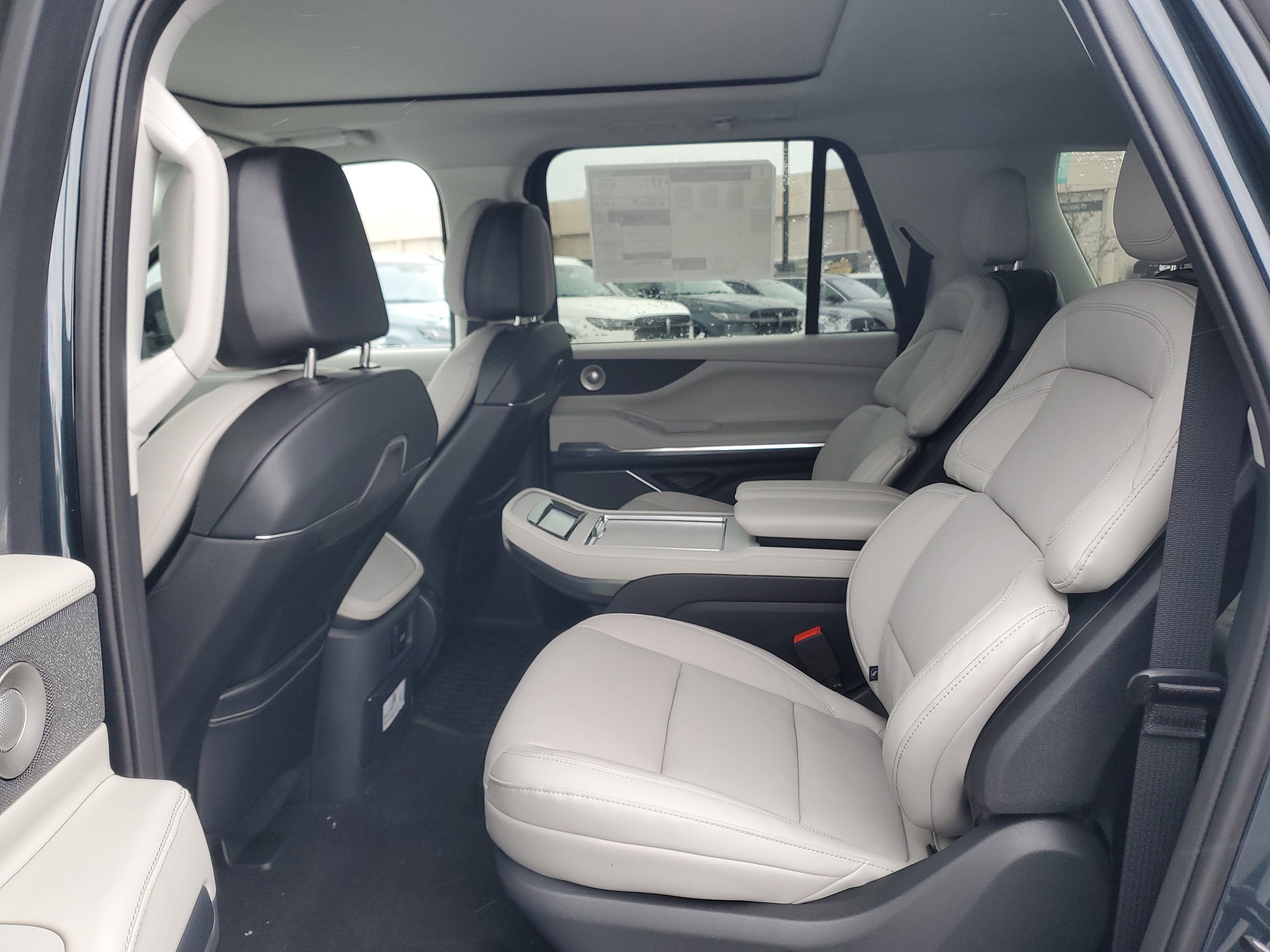 2026 Lincoln Navigator L Reserve