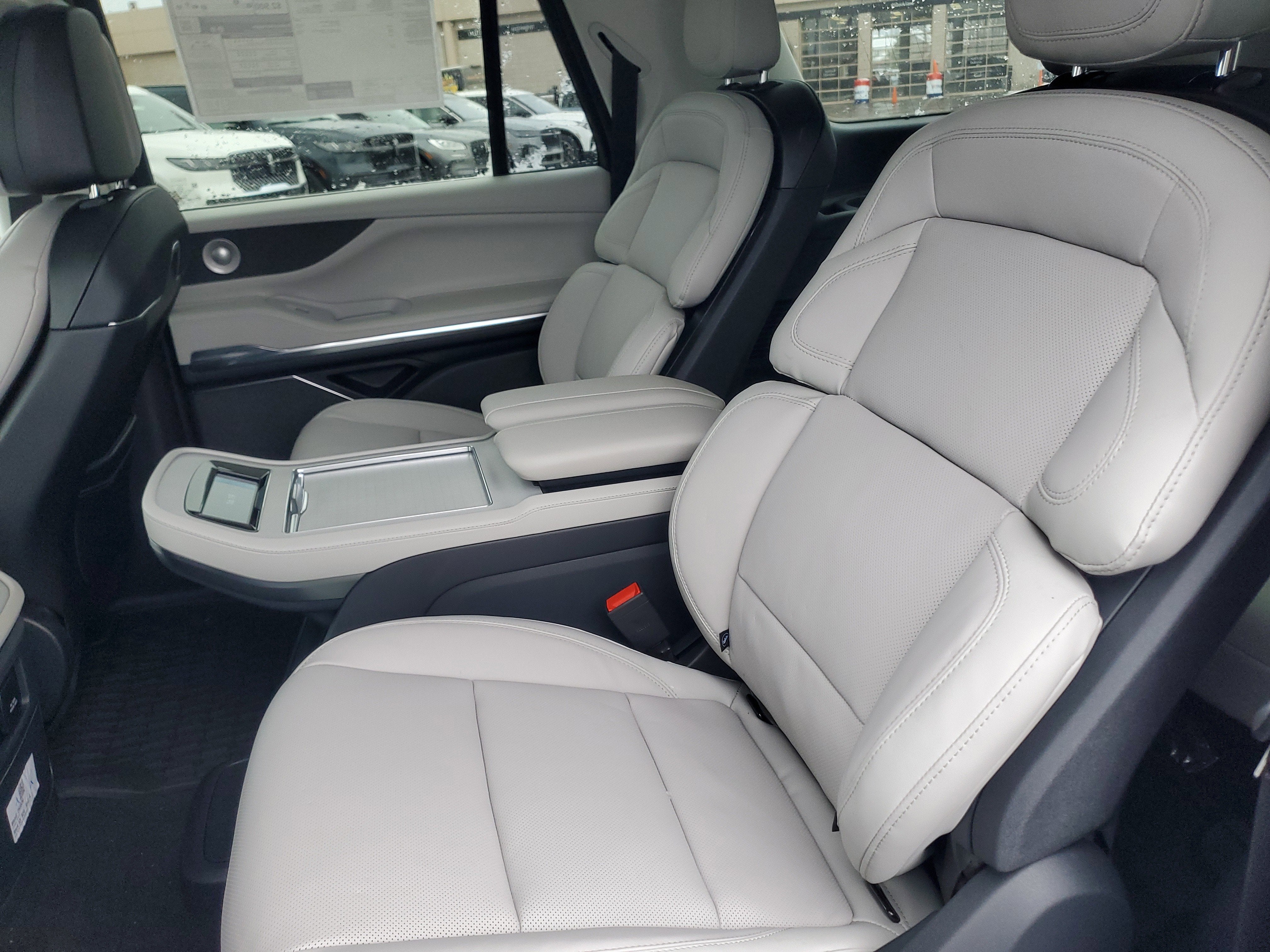 2026 Lincoln Navigator L Reserve