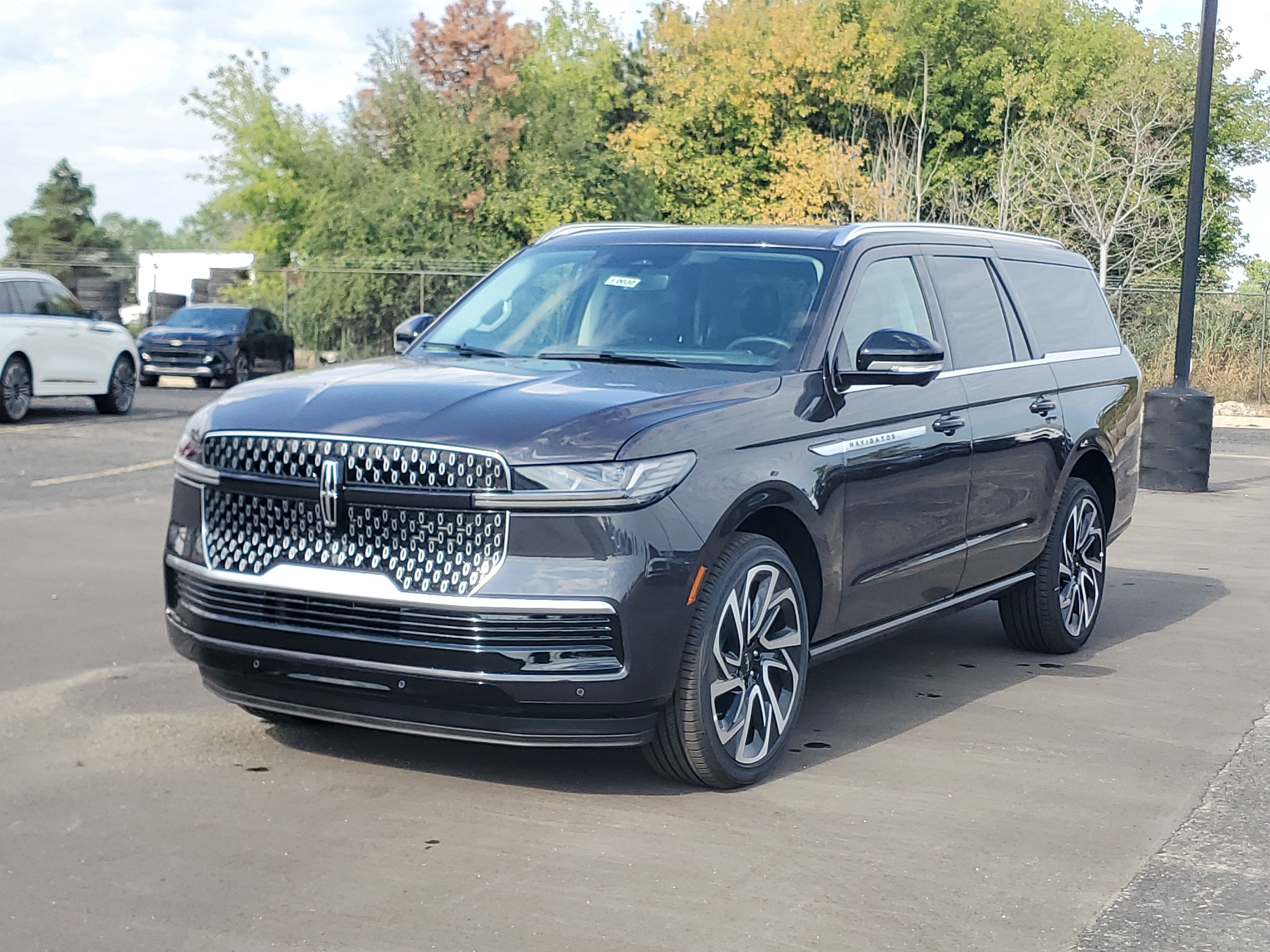 2027 Lincoln Navigator L Reserve