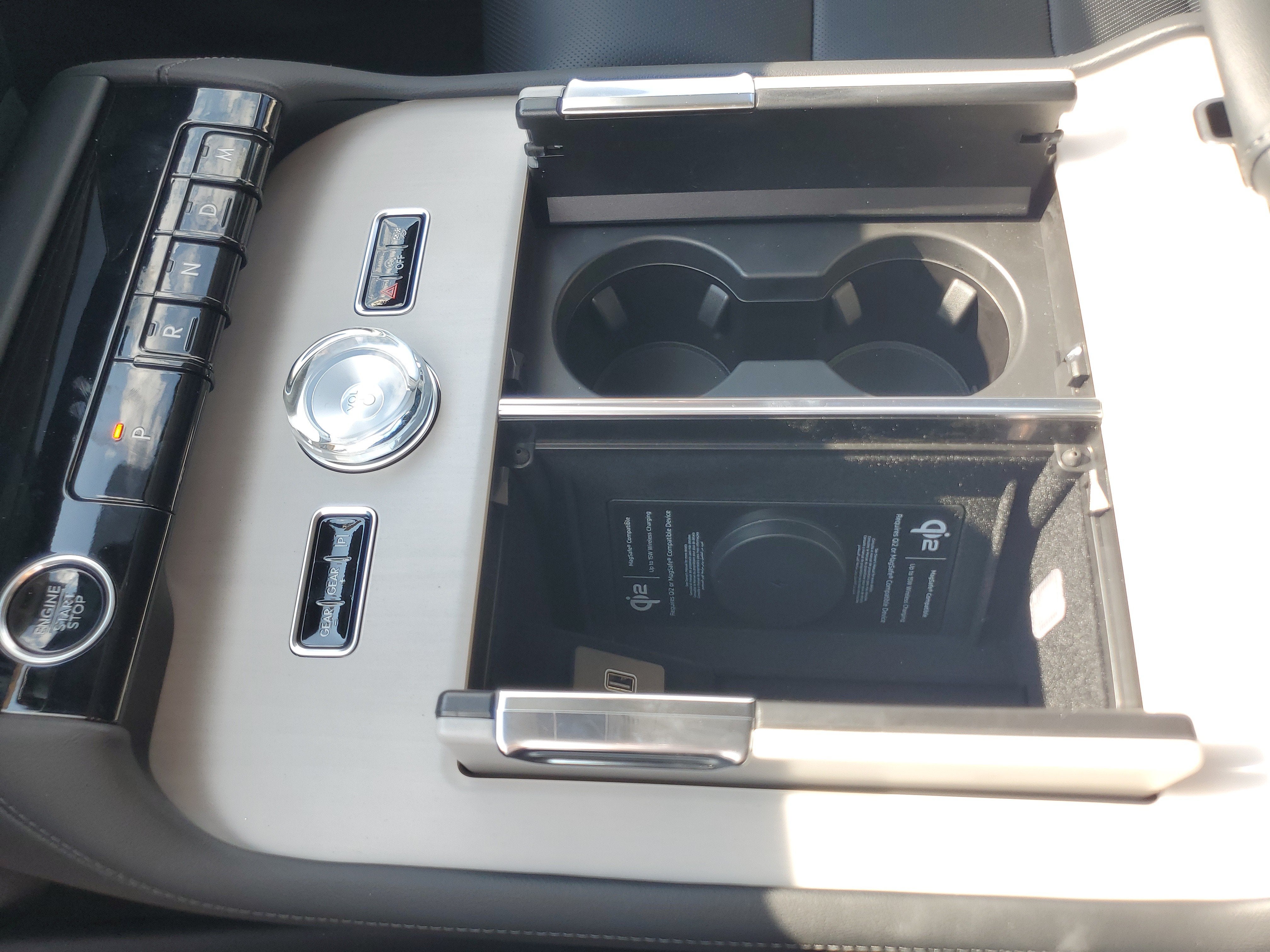 2027 Lincoln Navigator L Reserve