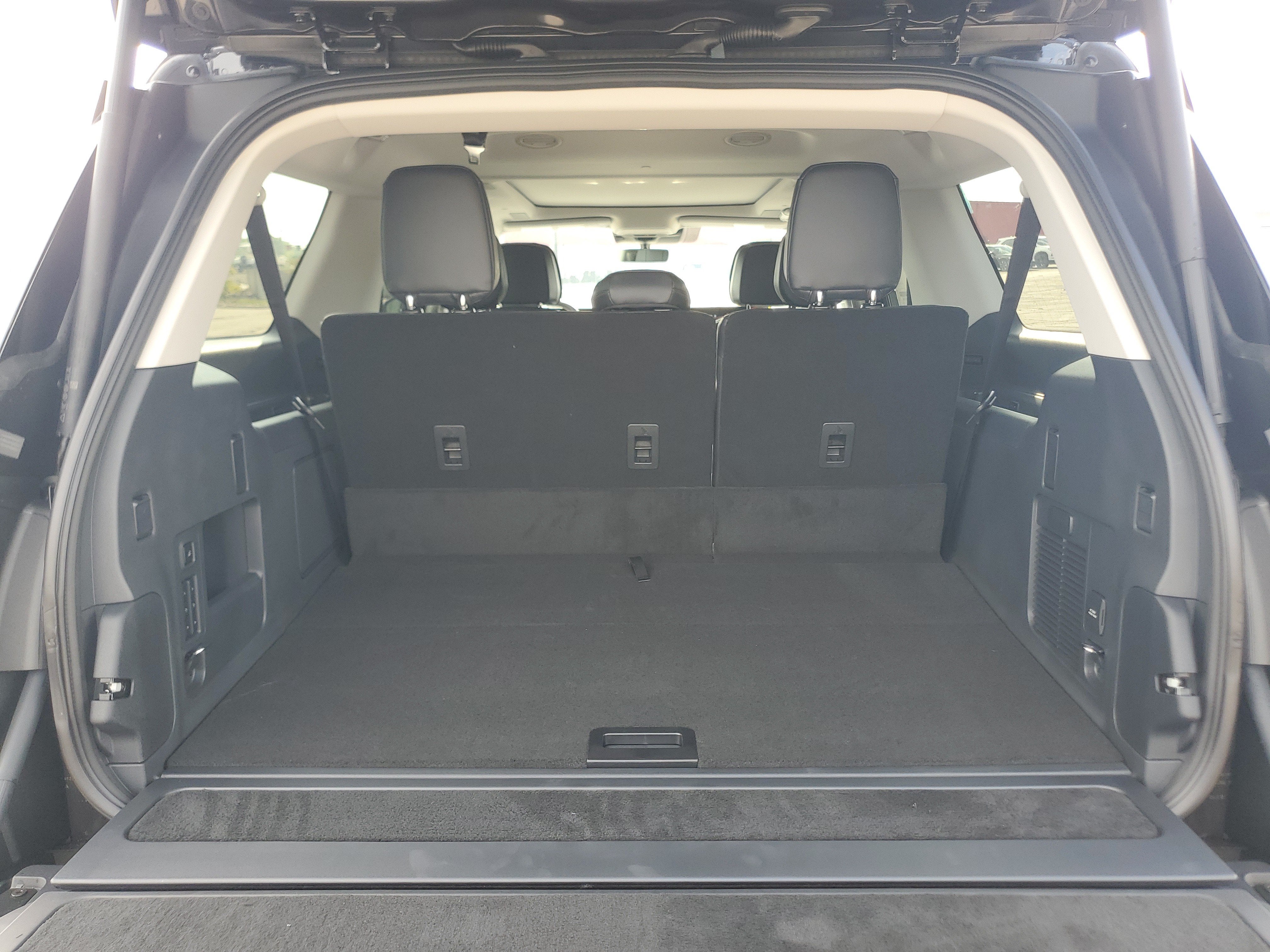 2027 Lincoln Navigator L Reserve