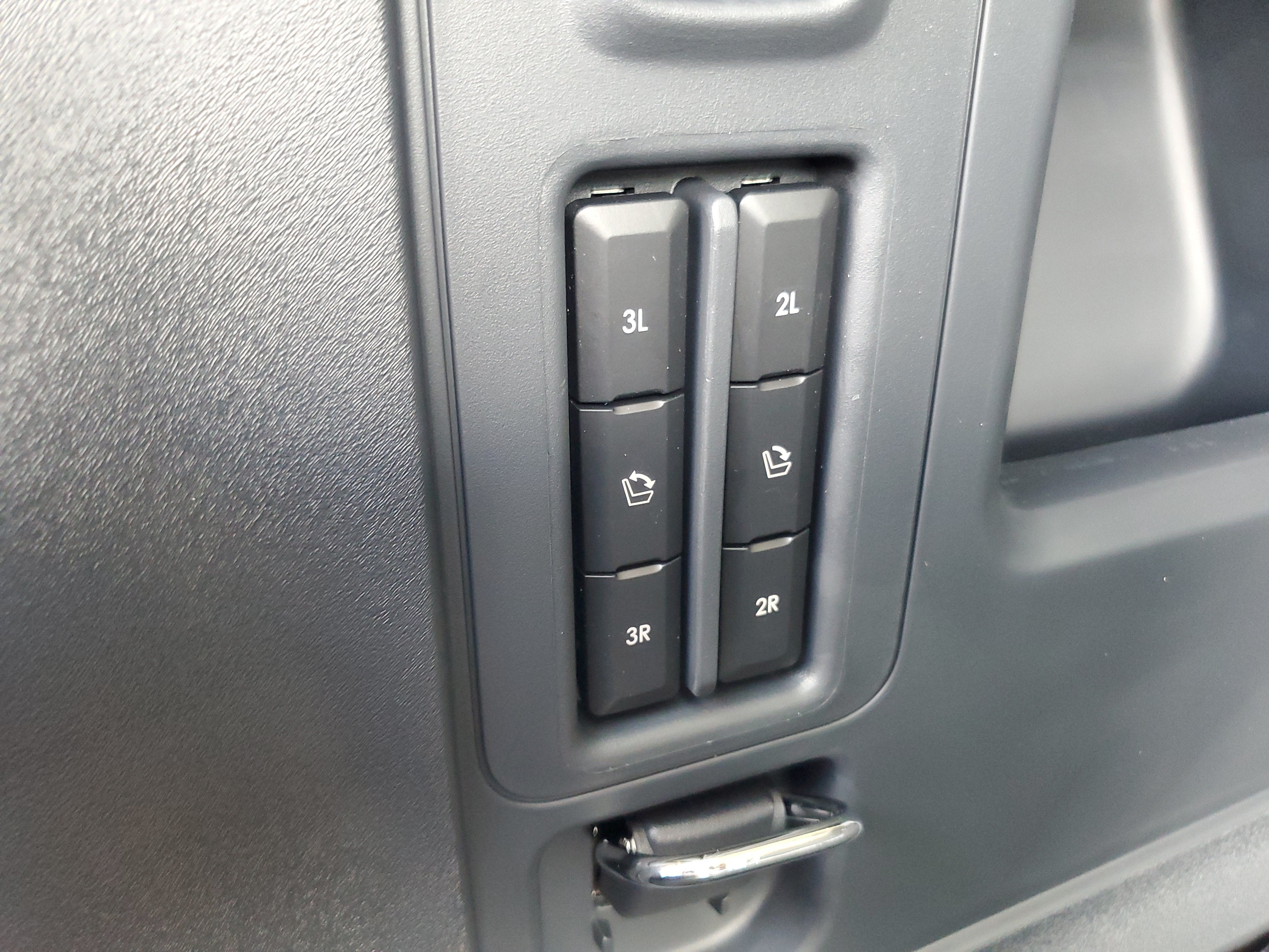 2027 Lincoln Navigator L Reserve