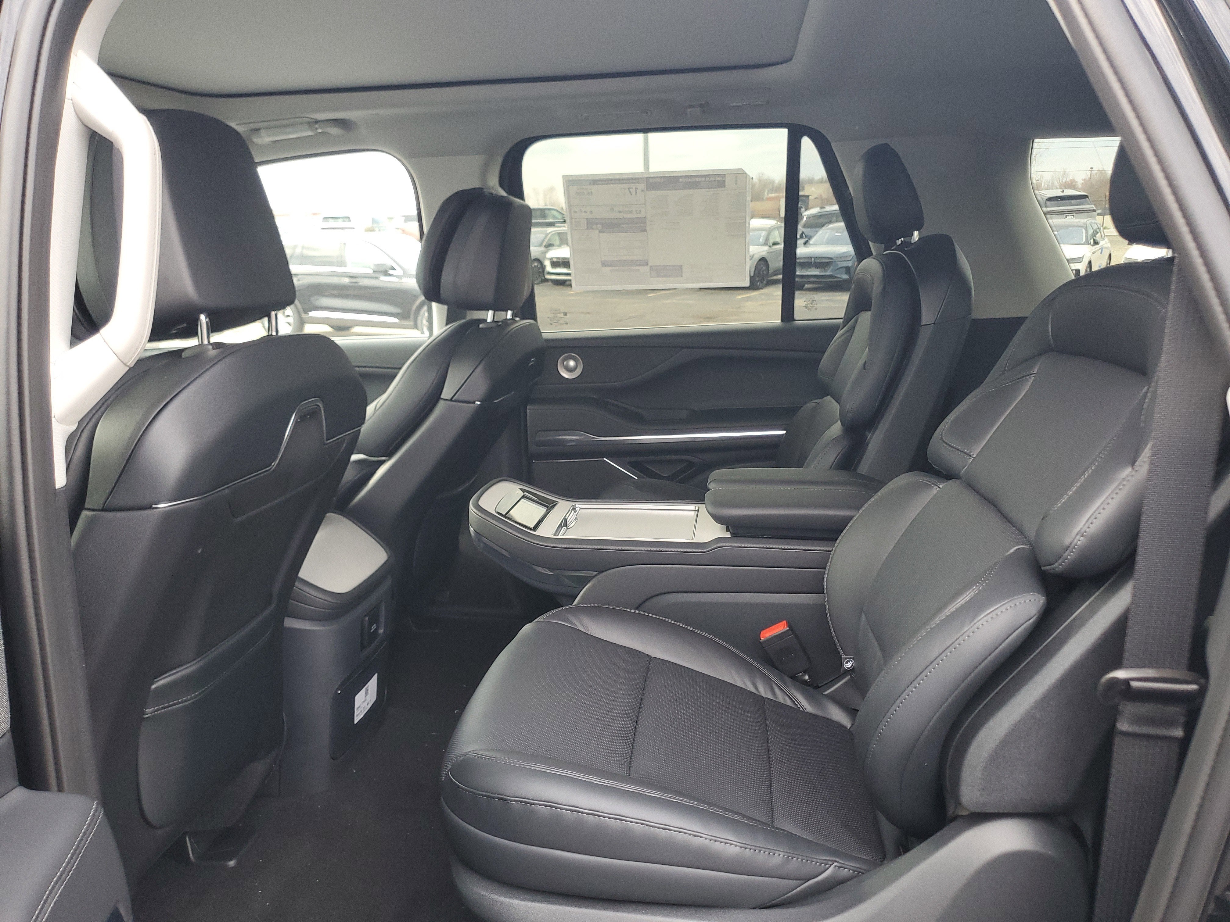 2026 Lincoln Navigator L Reserve