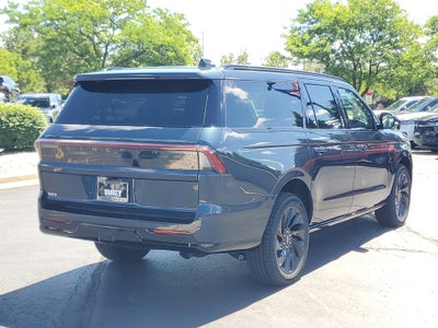 2026 Lincoln Navigator L Reserve