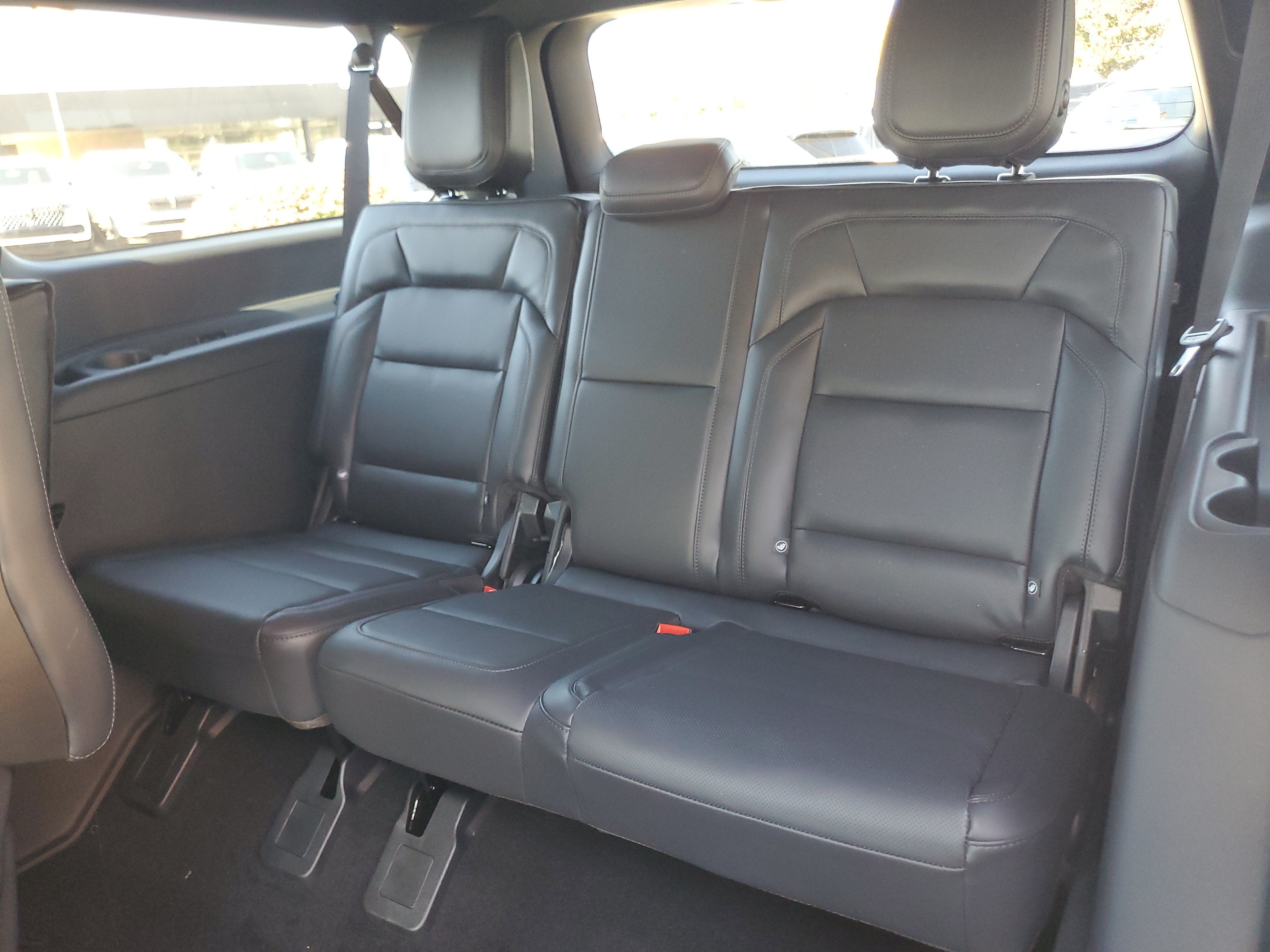 2027 Lincoln Navigator L Reserve