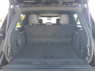 2027 Lincoln Navigator L Reserve