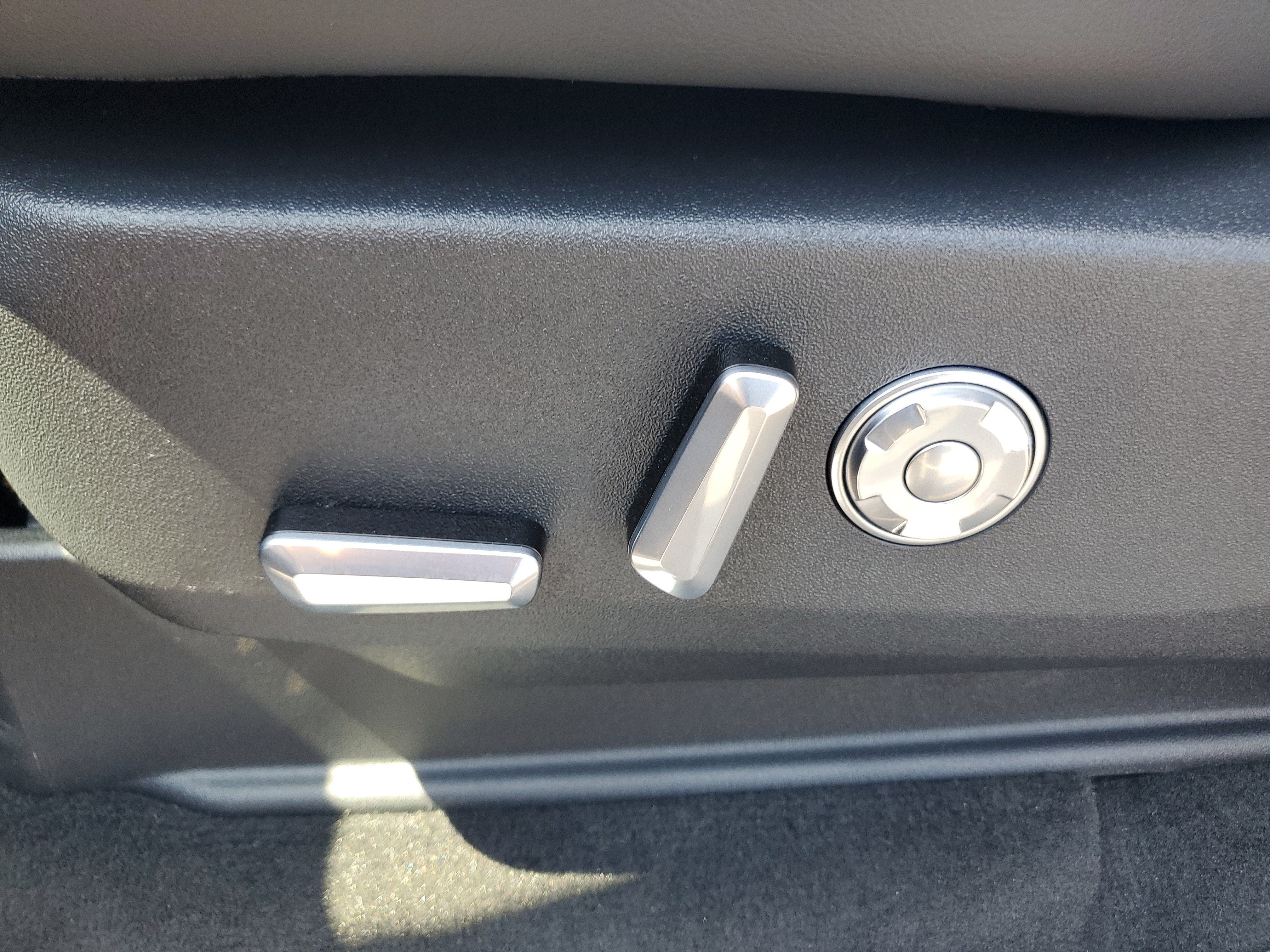2027 Lincoln Navigator L Black Label
